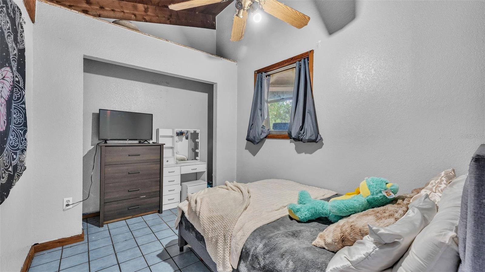 Image 17 of 34 For 503 Marianna Road