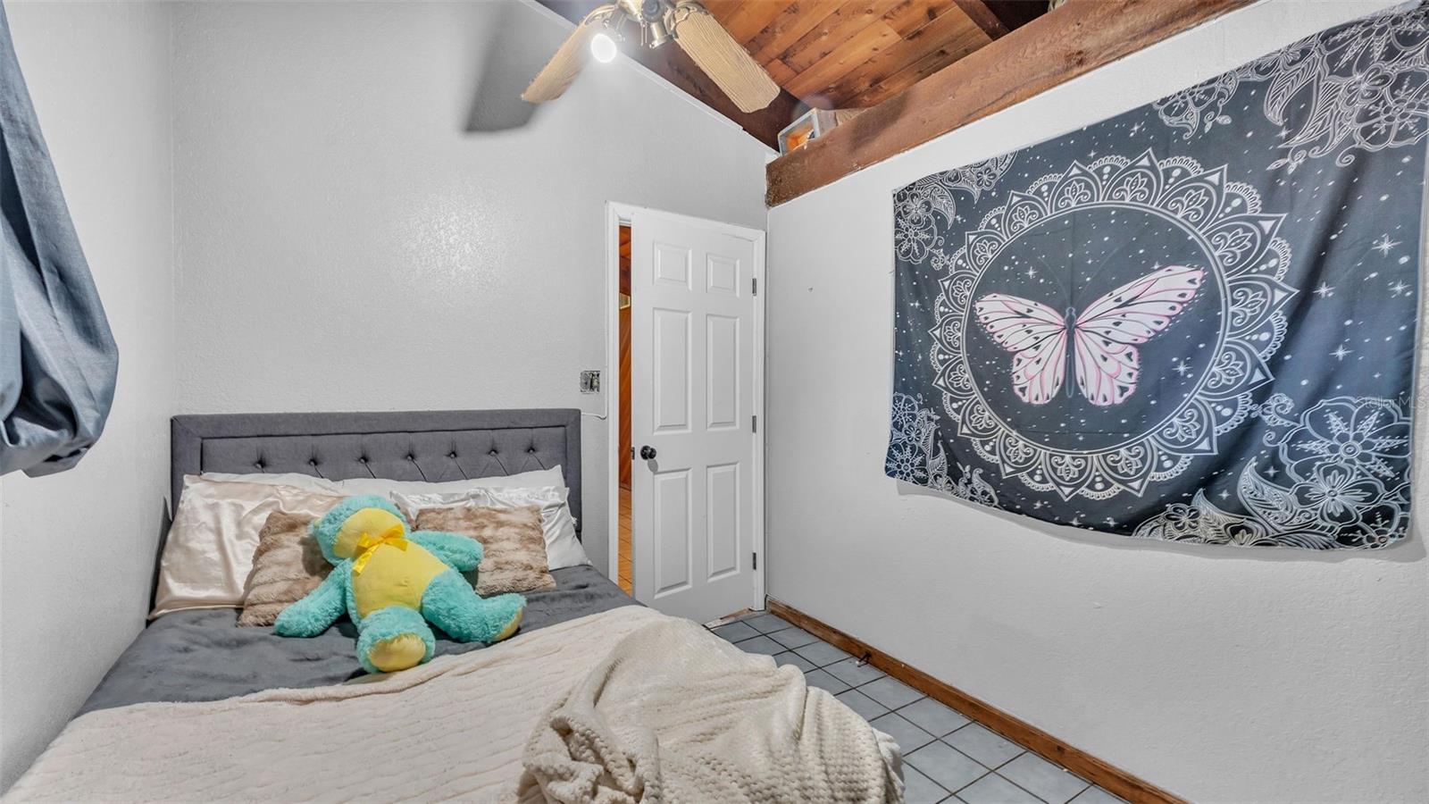 Image 18 of 34 For 503 Marianna Road