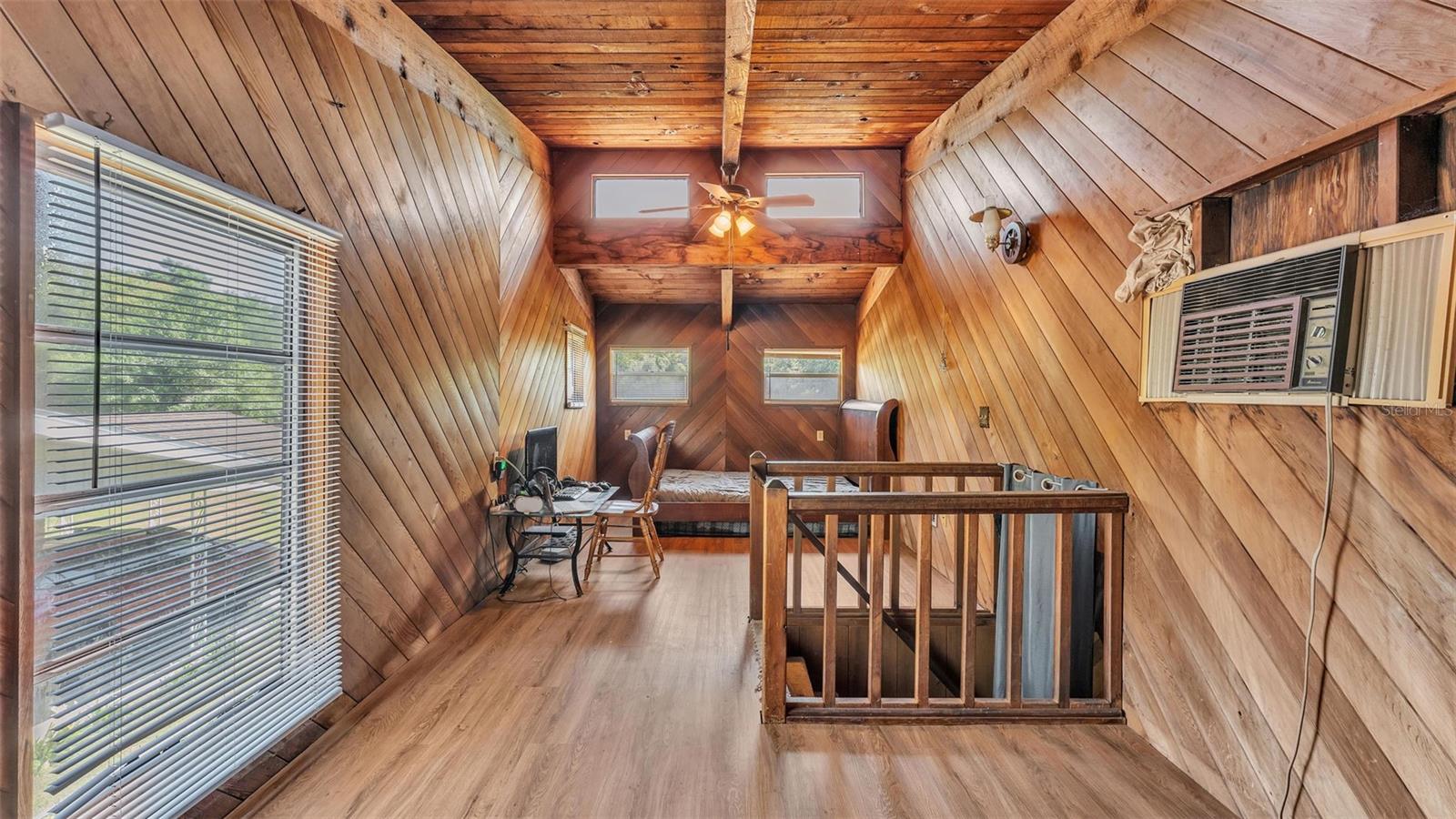 Image 22 of 34 For 503 Marianna Road