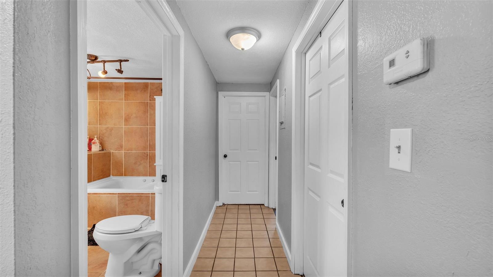 Image 25 of 34 For 503 Marianna Road