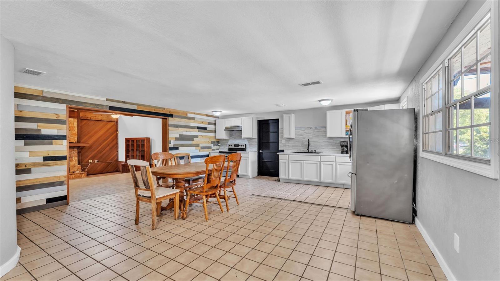 Image 5 of 34 For 503 Marianna Road