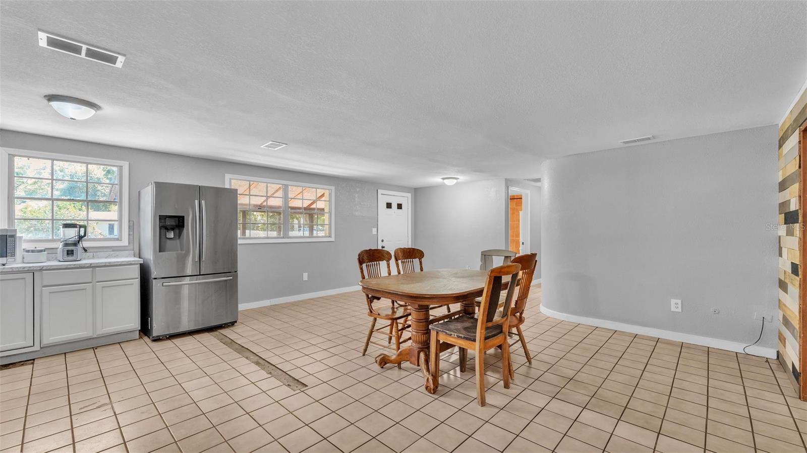 Image 7 of 34 For 503 Marianna Road