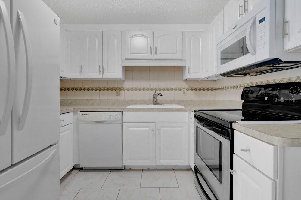 Image 10 of 30 For 4527 Holder Court