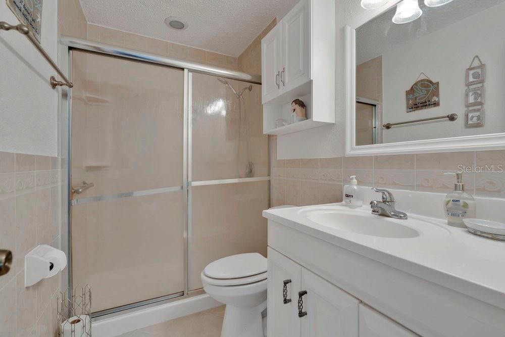 Image 17 of 30 For 4527 Holder Court