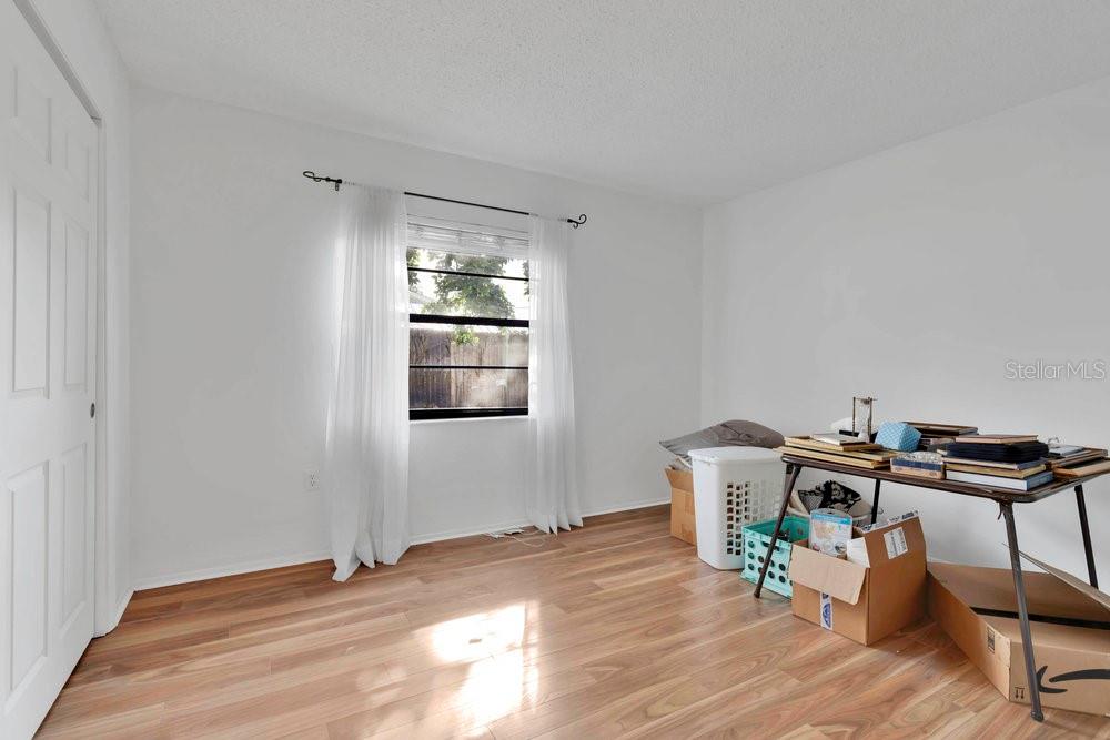 Image 18 of 30 For 4527 Holder Court