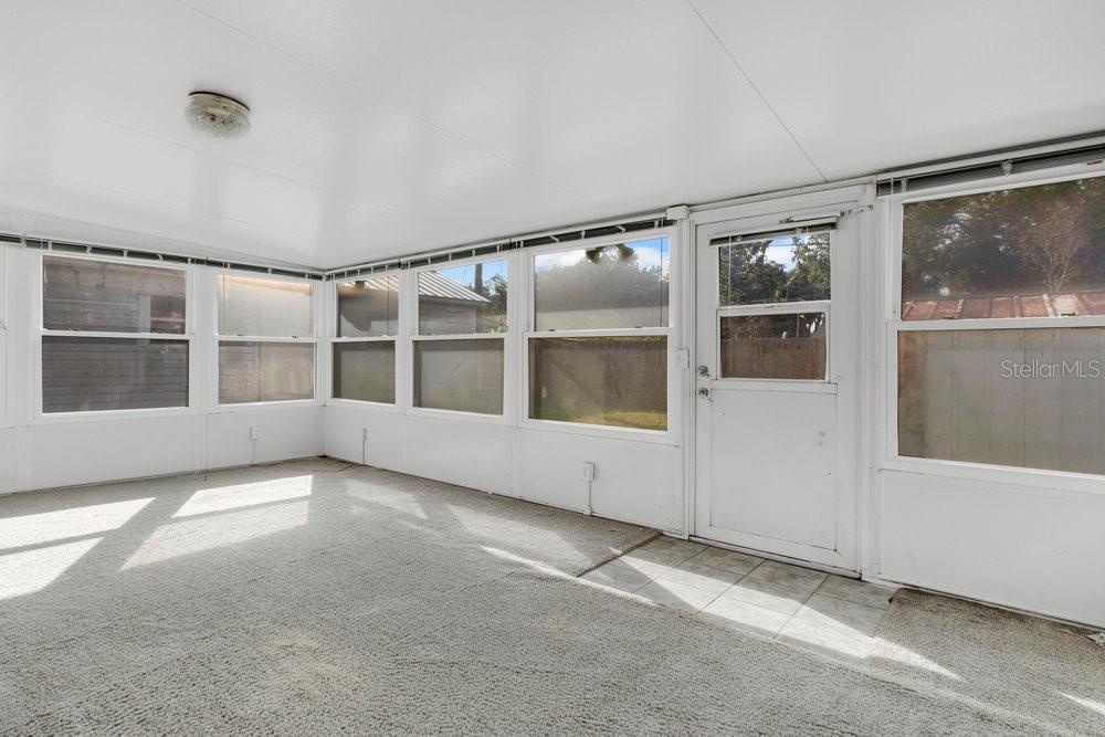 Image 22 of 30 For 4527 Holder Court