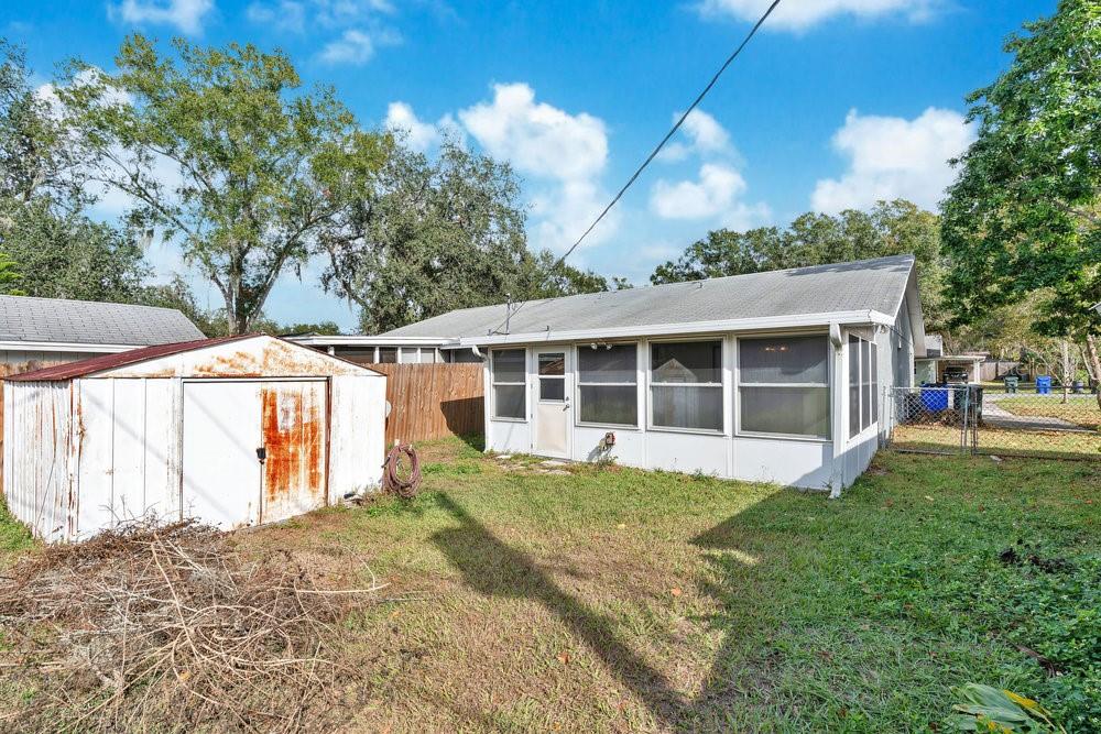 Image 24 of 30 For 4527 Holder Court