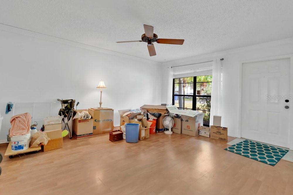 Image 6 of 30 For 4527 Holder Court