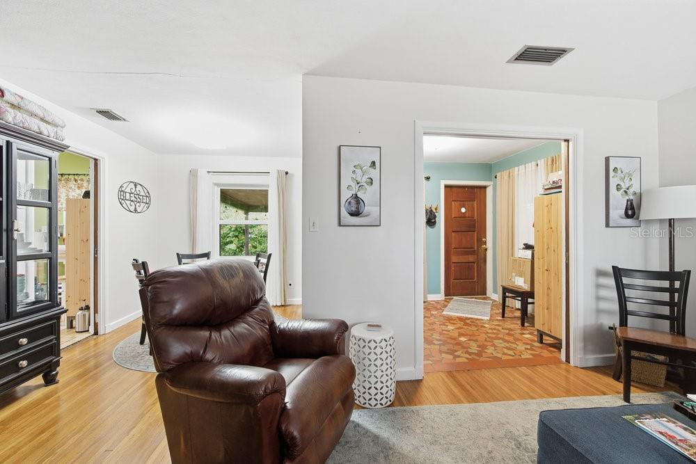 Image 12 of 33 For 535 Palm Drive