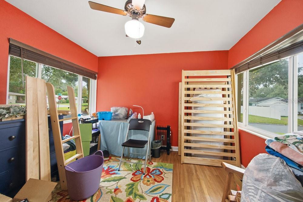 Image 21 of 33 For 535 Palm Drive