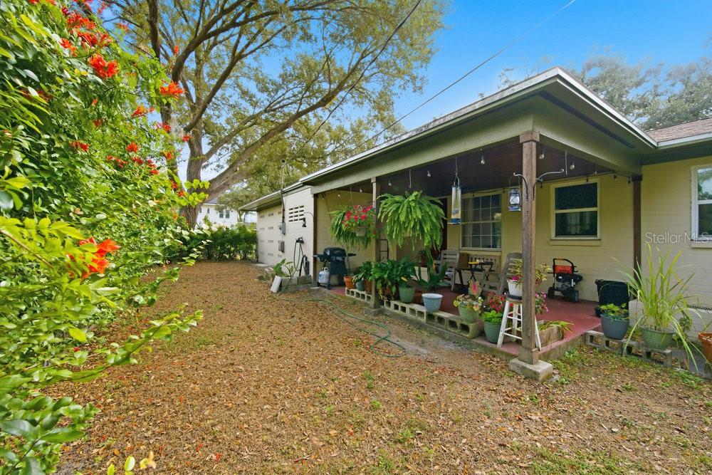 Image 27 of 33 For 535 Palm Drive