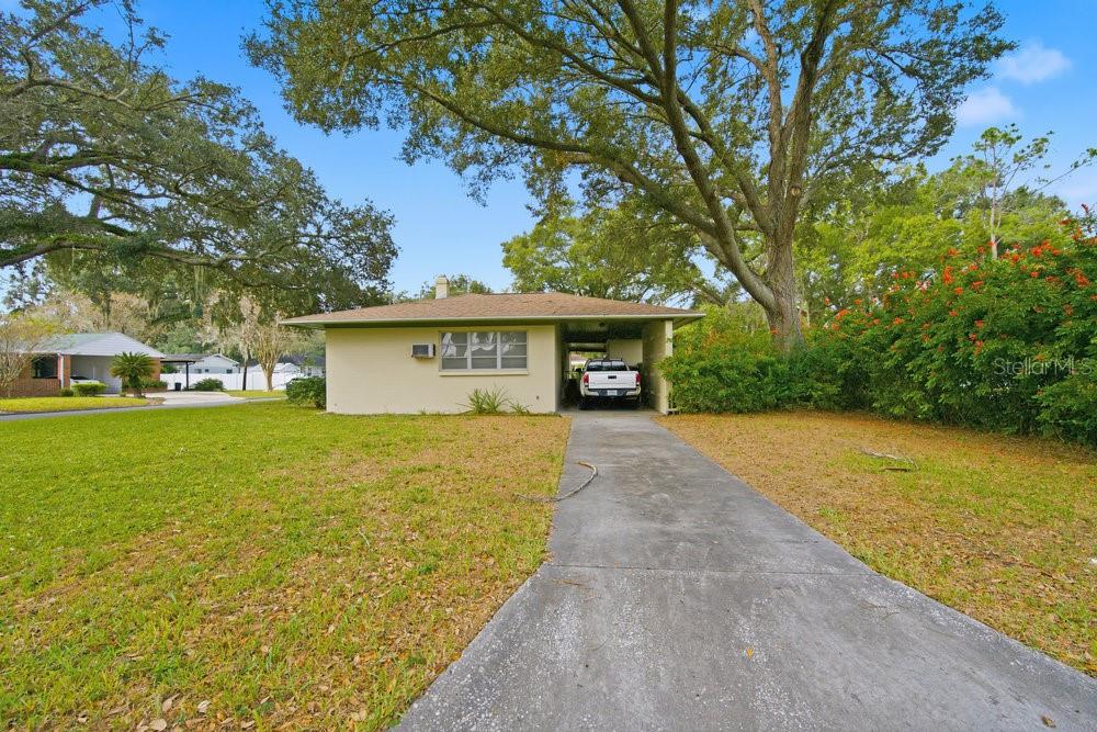 Image 5 of 33 For 535 Palm Drive