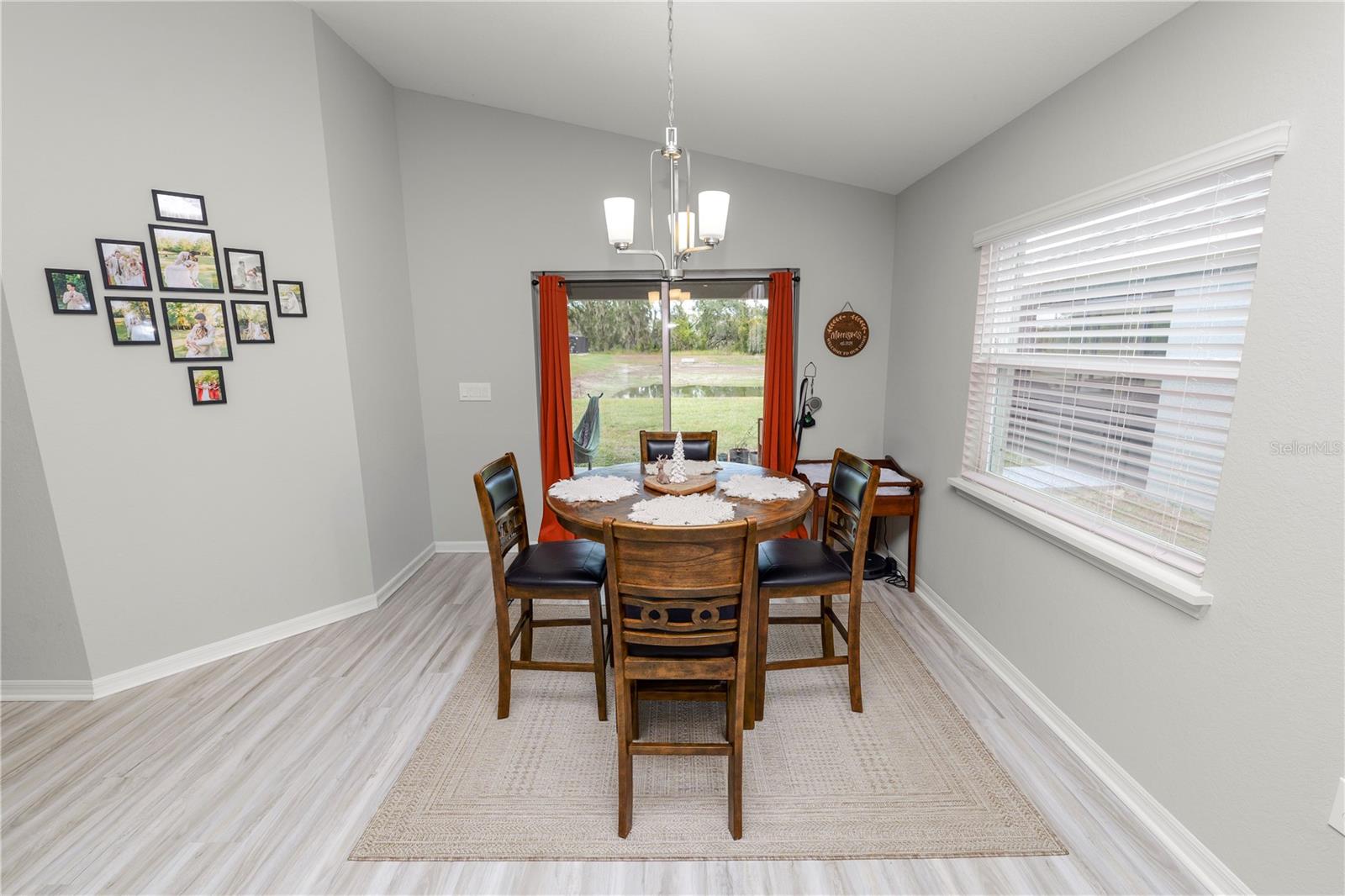 Image 13 of 33 For 1119 Aruba Avenue