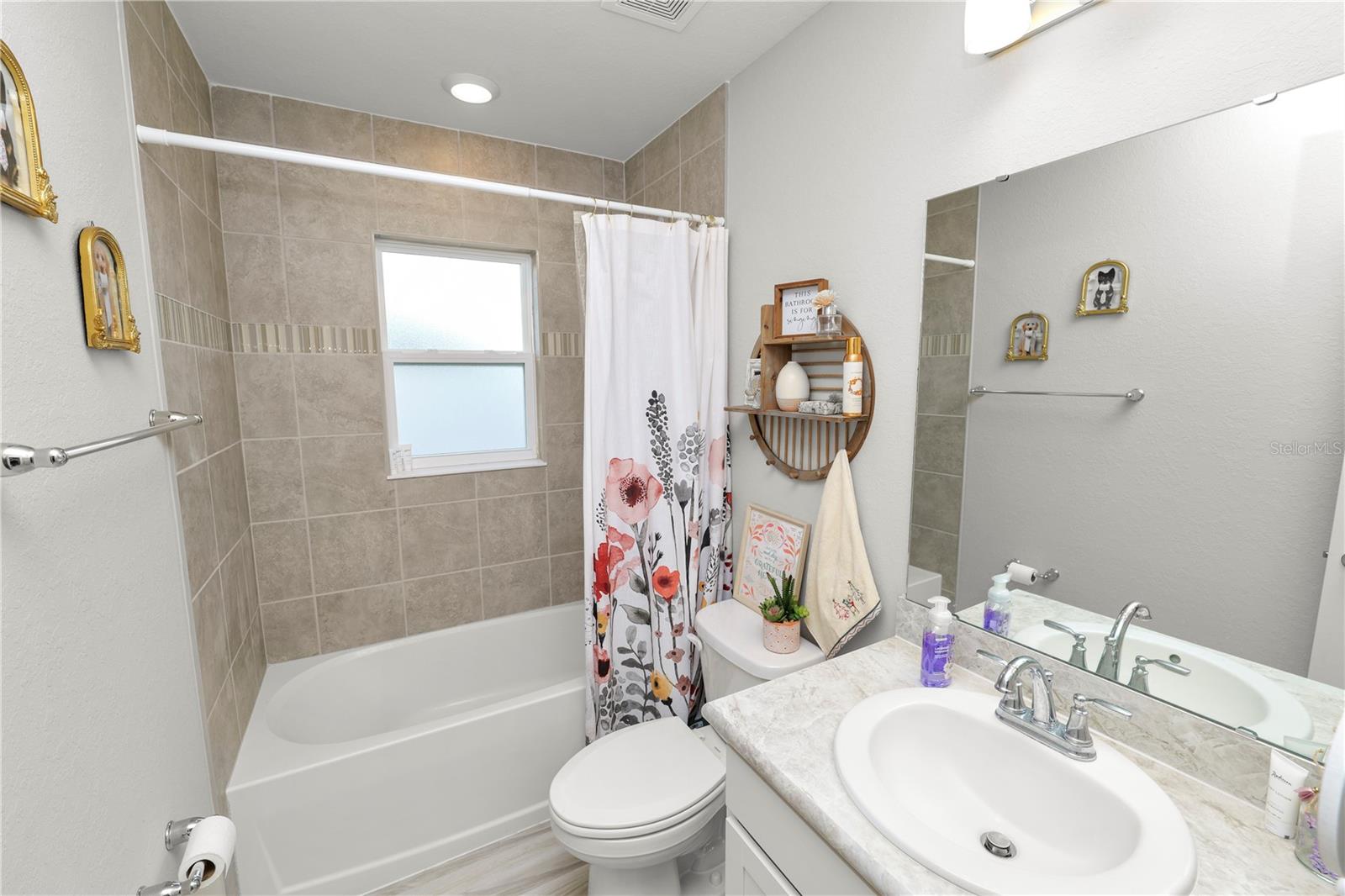 Image 17 of 33 For 1119 Aruba Avenue