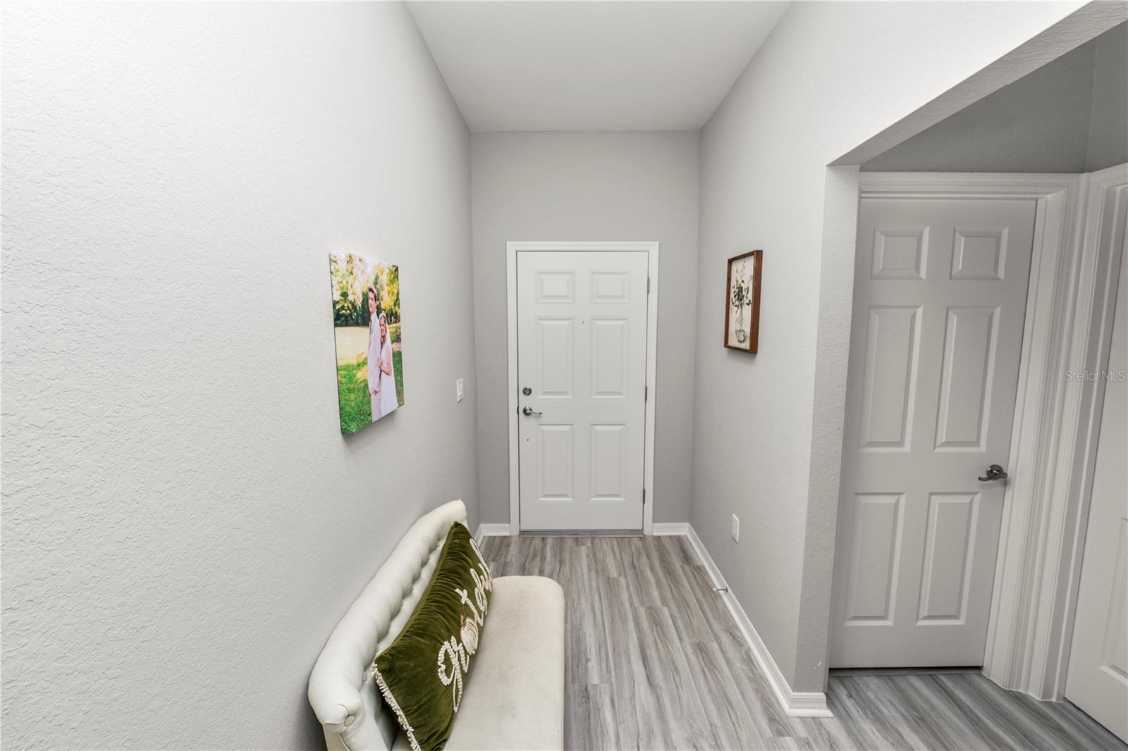 Image 4 of 33 For 1119 Aruba Avenue