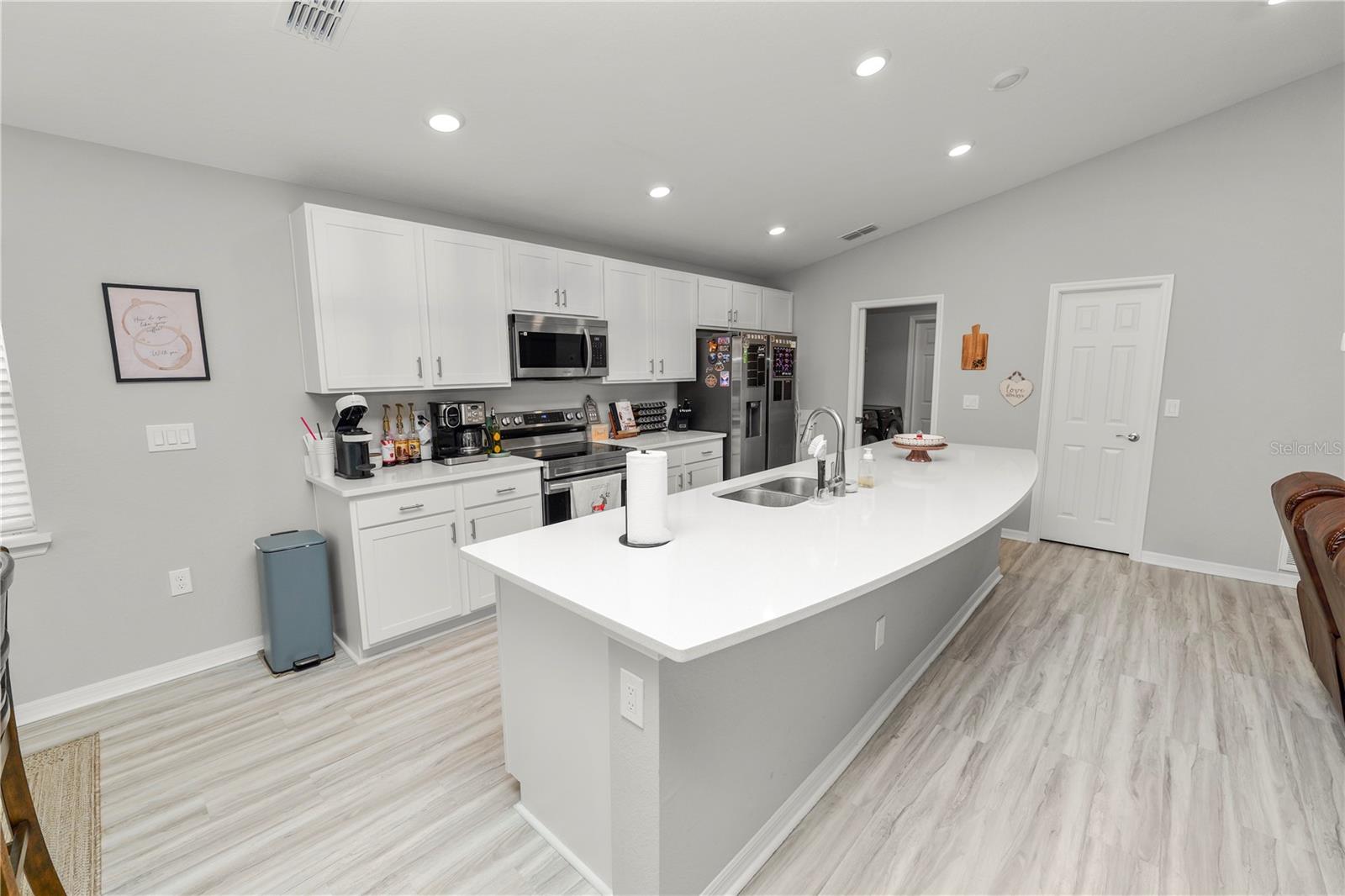 Image 8 of 33 For 1119 Aruba Avenue