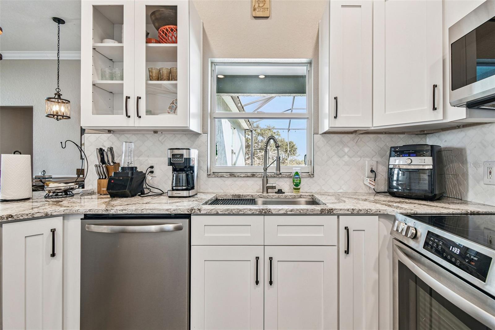 Image 14 of 42 For 2331 Chesterfield Circle