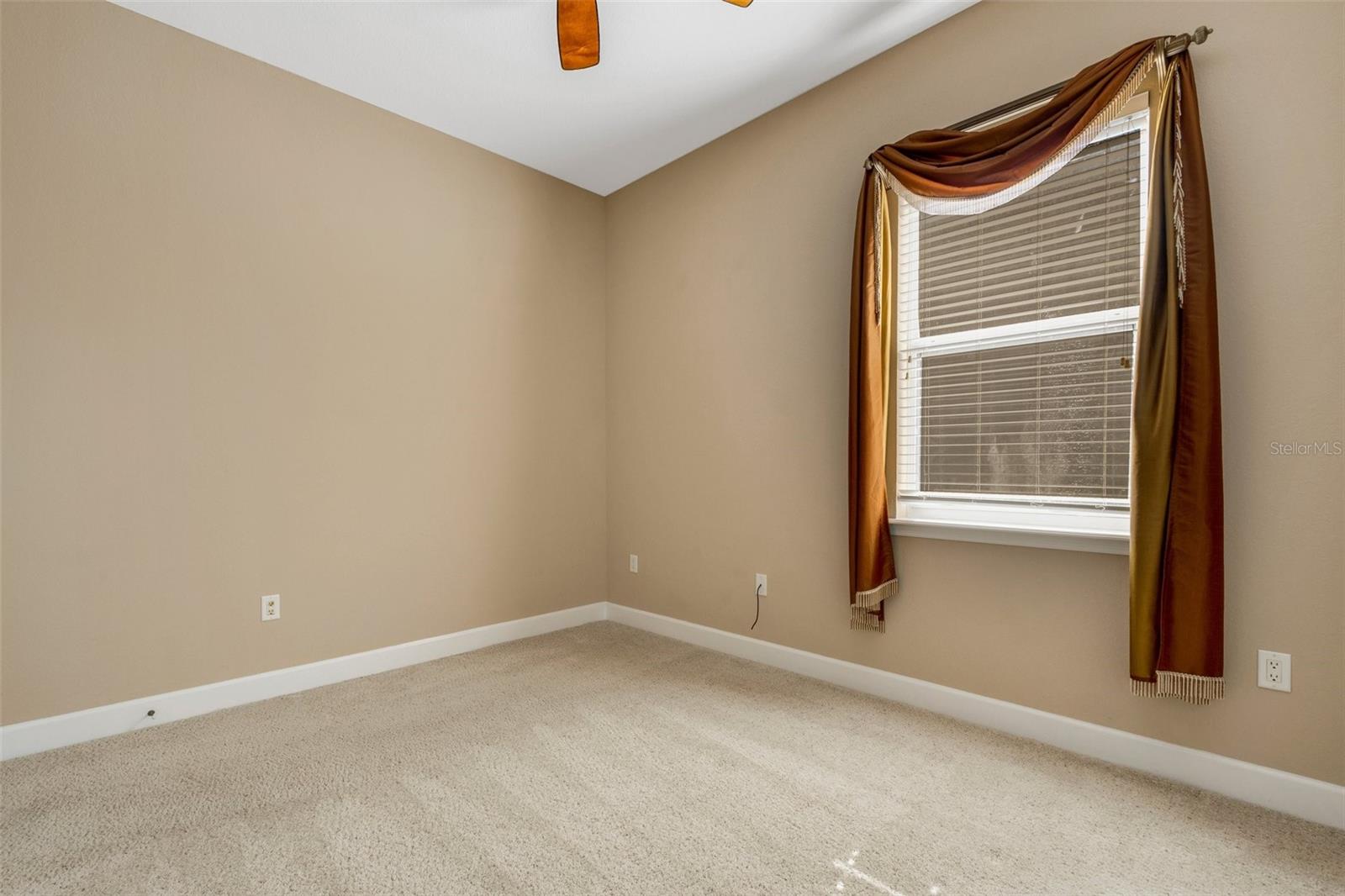 Image 22 of 47 For 6743 Hillis Drive