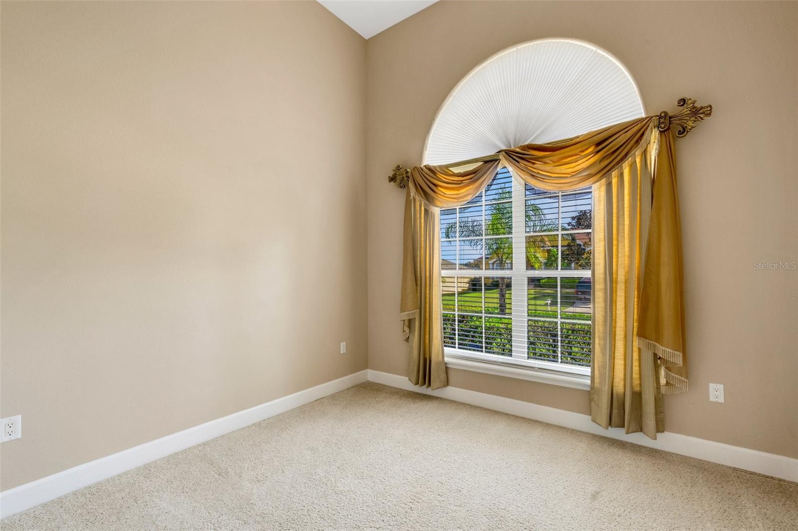 Image 4 of 47 For 6743 Hillis Drive