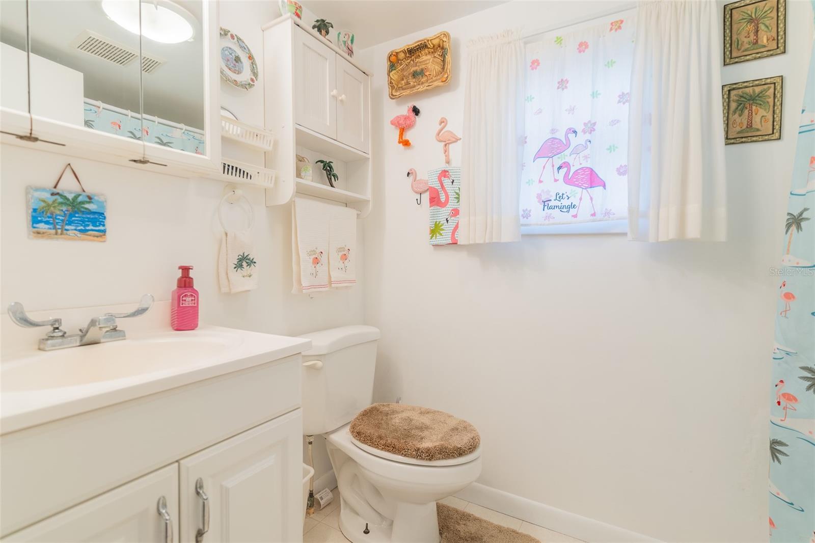 Image 12 of 28 For 28 Basin Street