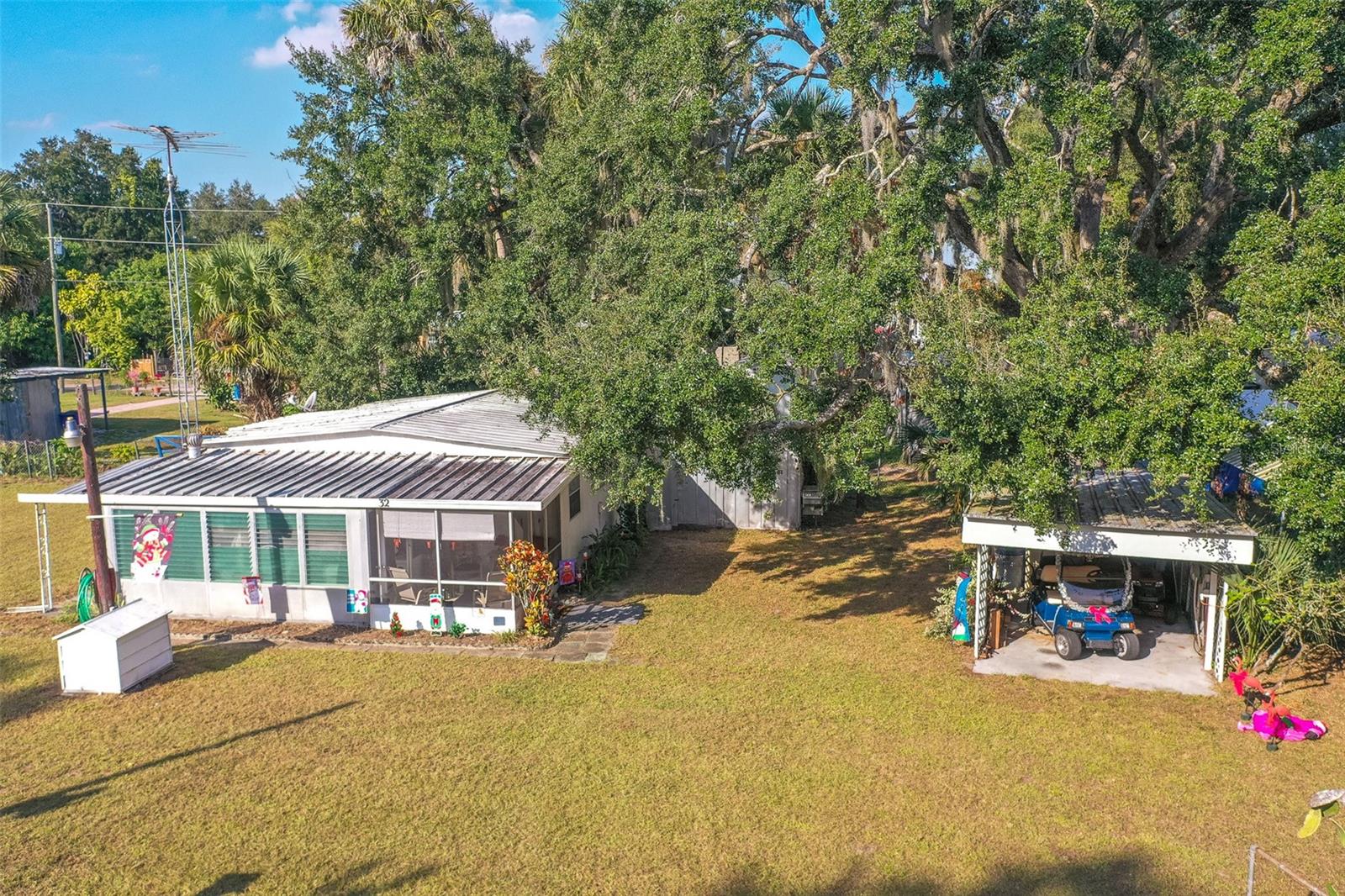 Image 17 of 28 For 28 Basin Street