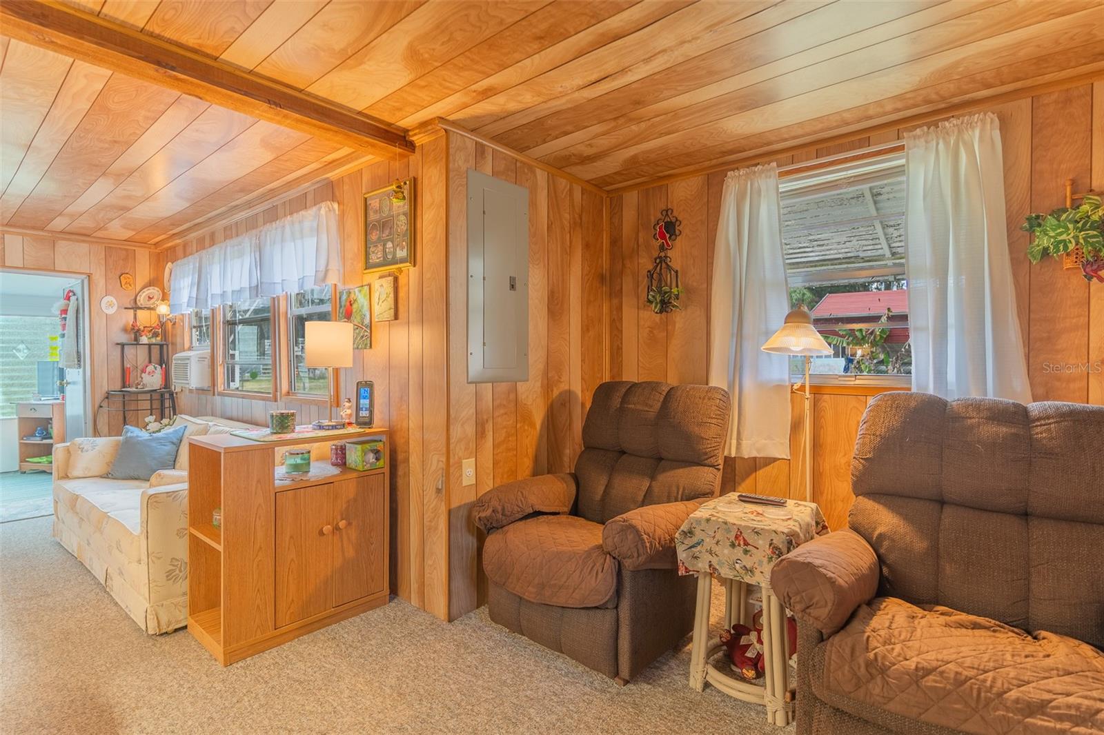 Image 4 of 28 For 28 Basin Street