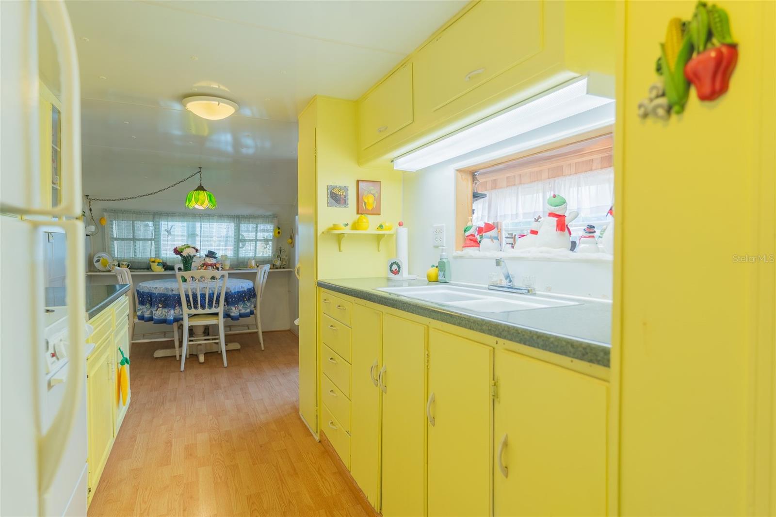 Image 8 of 28 For 28 Basin Street