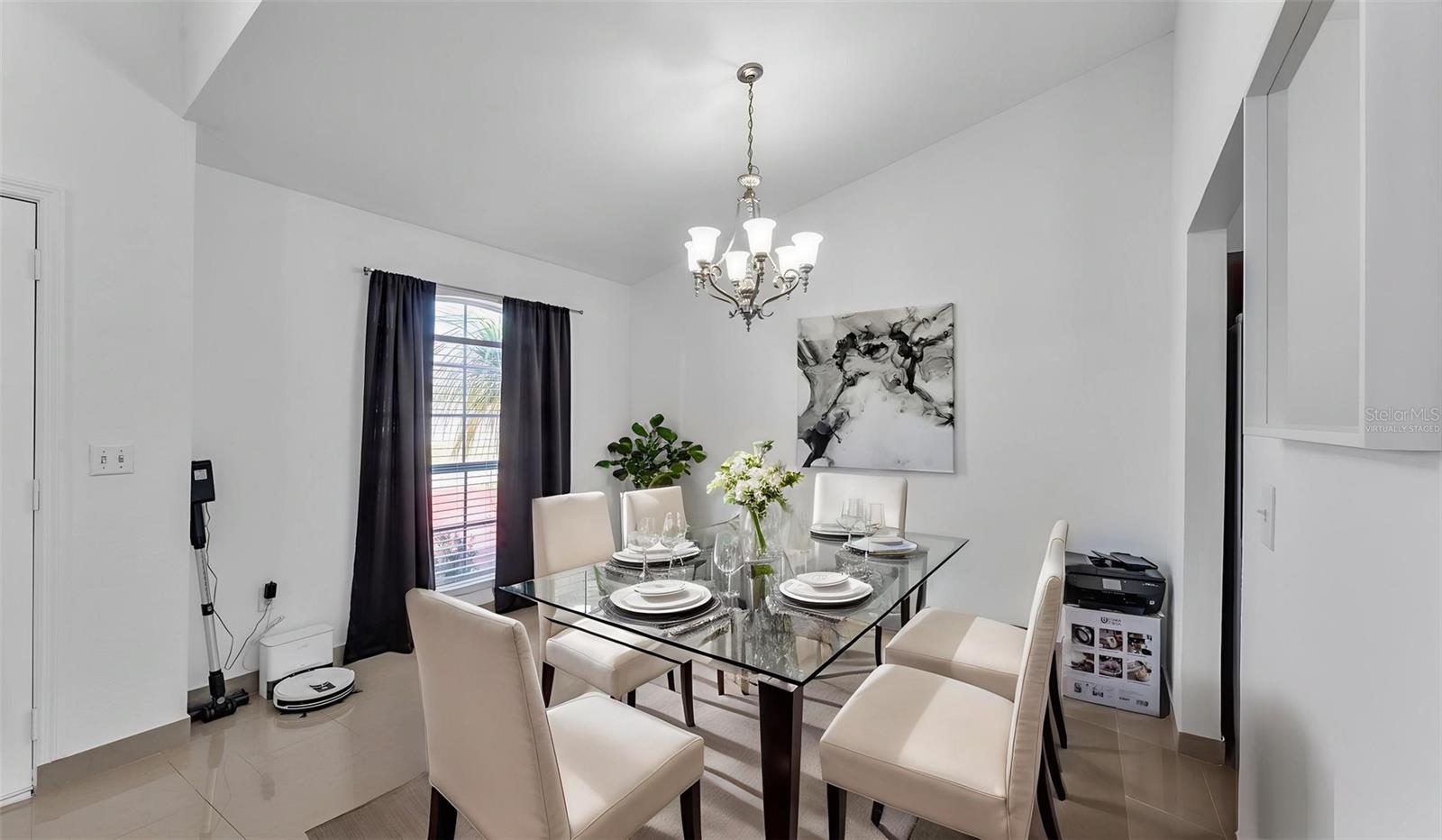 Image 11 of 40 For 587 Drayton Road