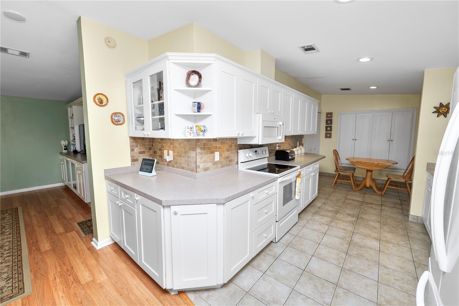 Image 19 of 56 For 168 Keystone Terrace