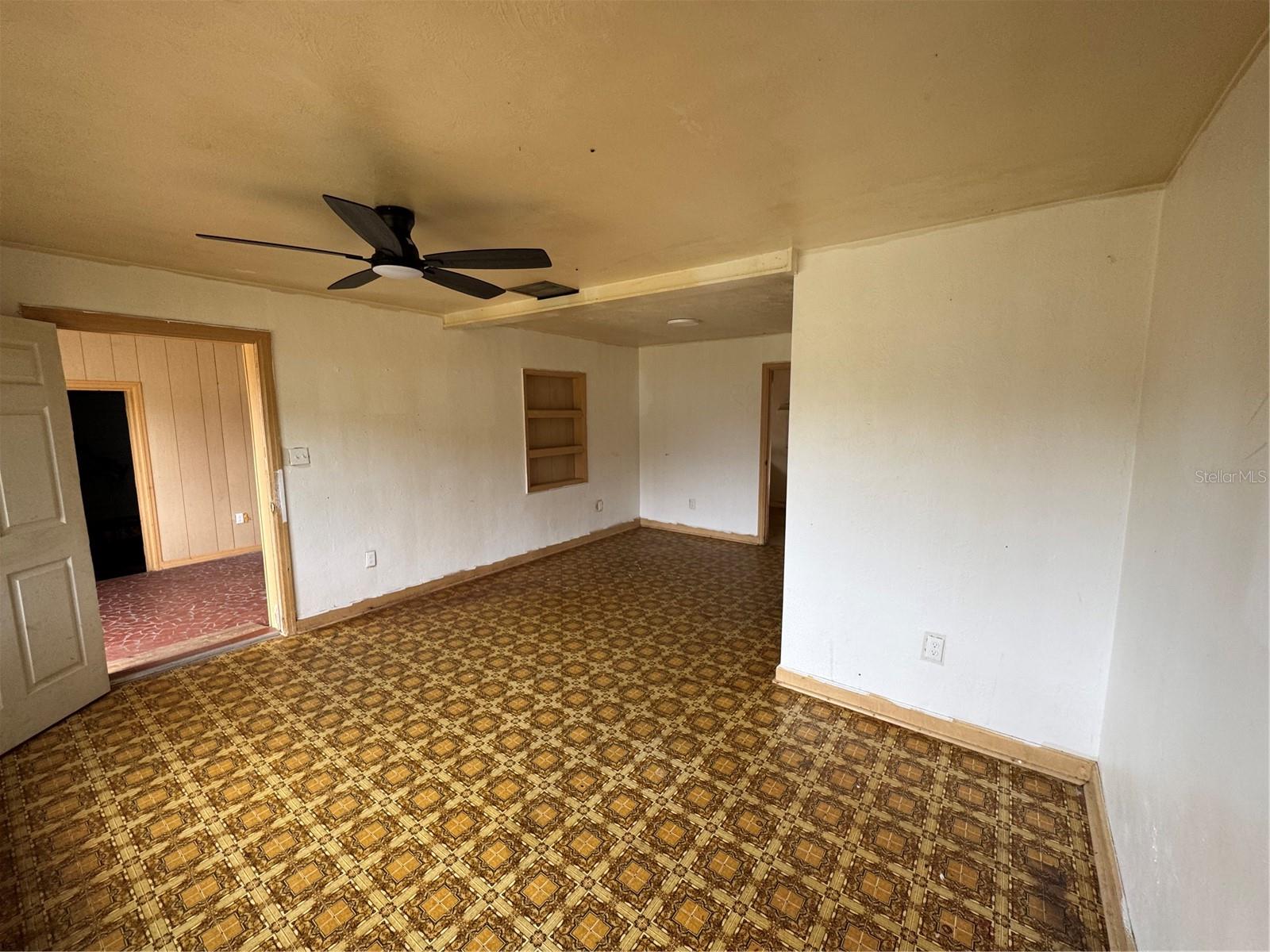 Image 10 of 26 For 1446 Gilmore Avenue