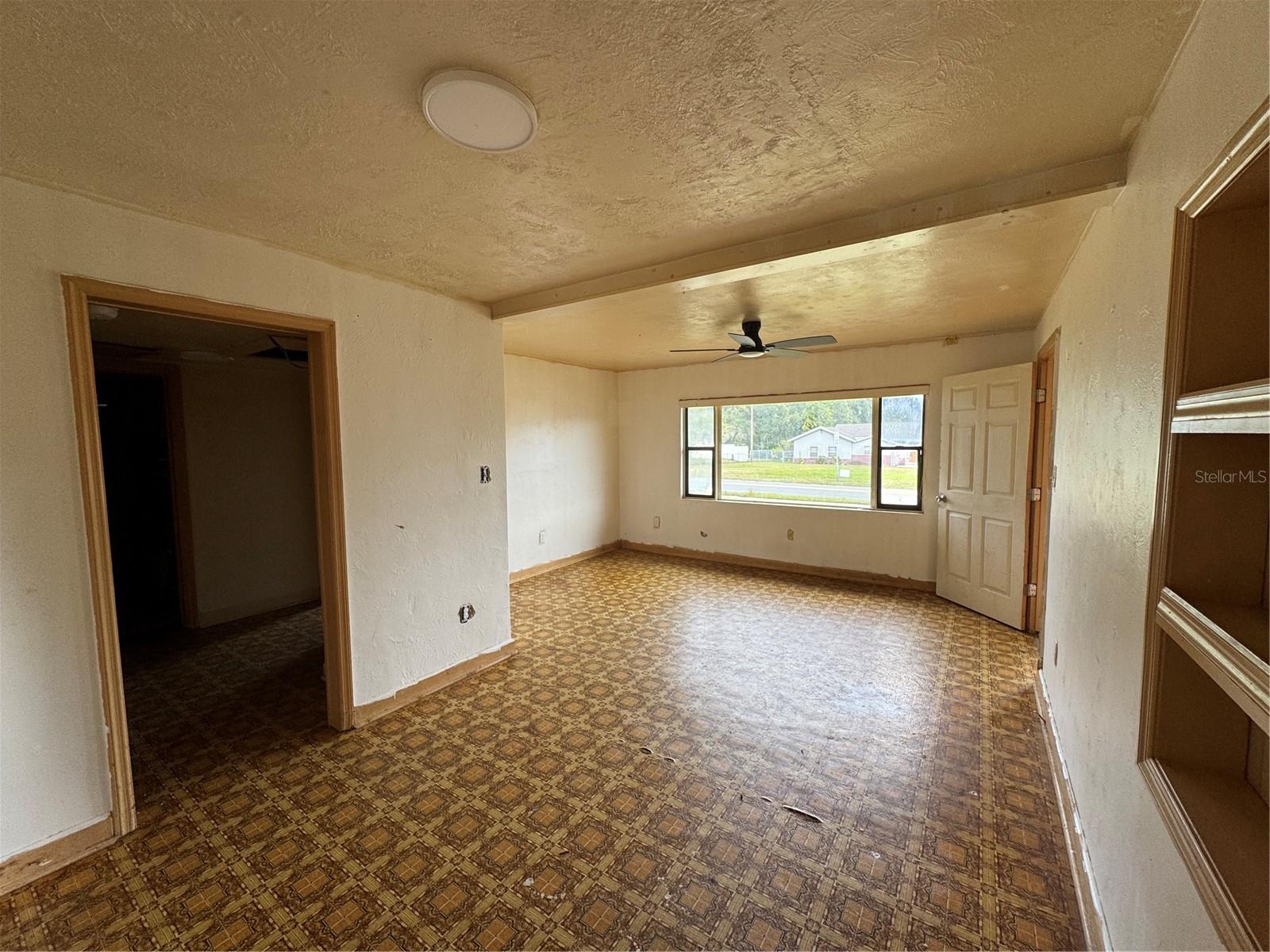 Image 11 of 26 For 1446 Gilmore Avenue