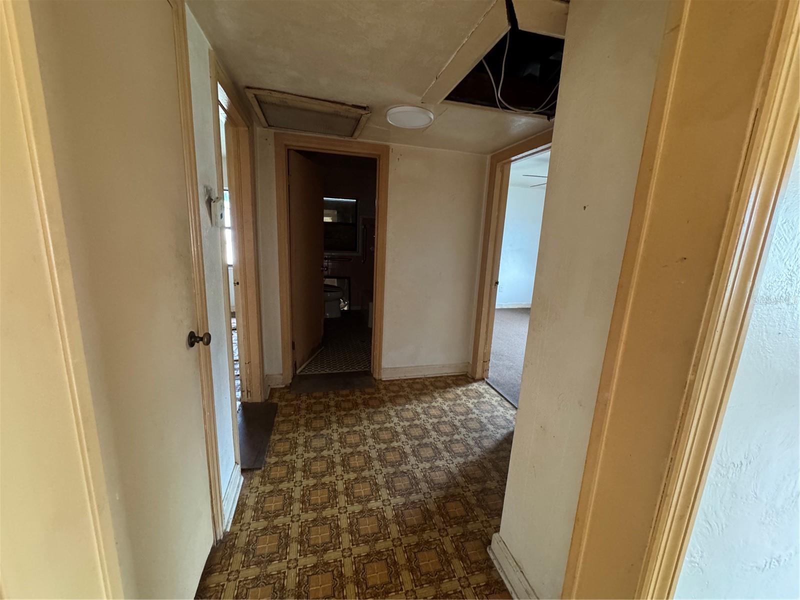 Image 13 of 26 For 1446 Gilmore Avenue