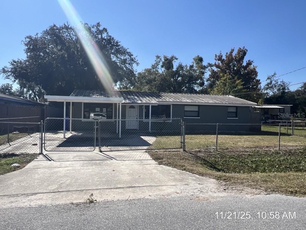Details for 1304 Mayflower Drive, LAKELAND, FL 33810