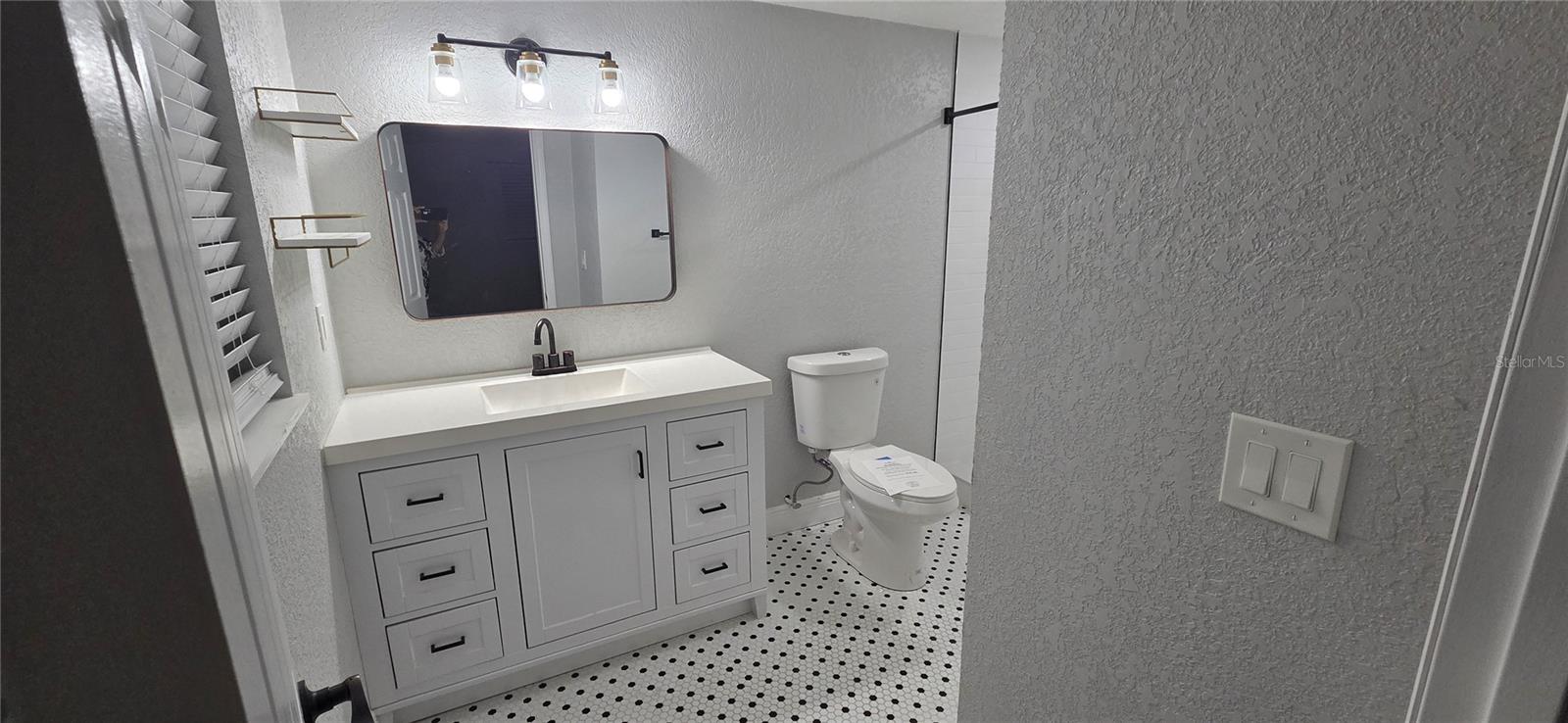 Image 13 of 32 For 1304 Mayflower Drive