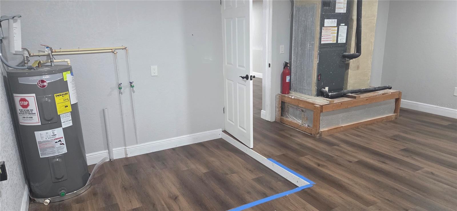 Image 27 of 32 For 1304 Mayflower Drive