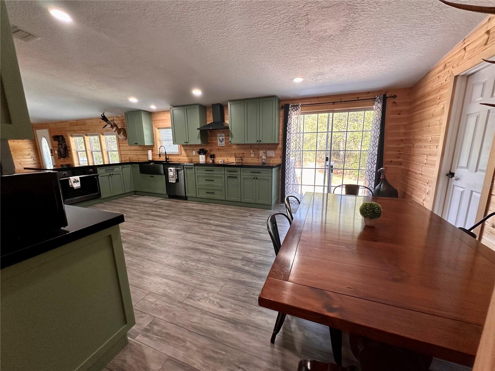 Image 12 of 56 For 4125 Tiger Creek Trl