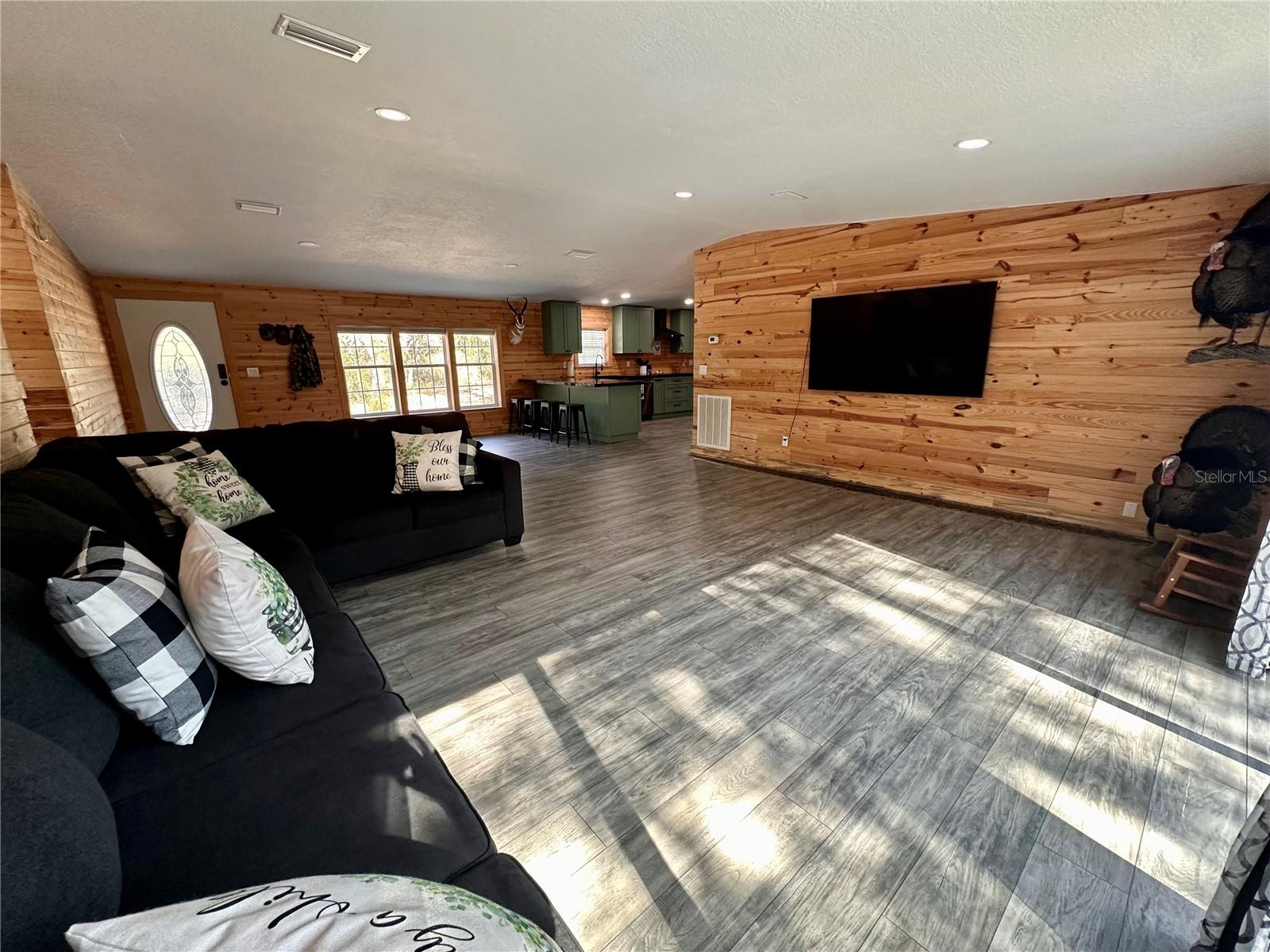 Image 21 of 56 For 4125 Tiger Creek Trl