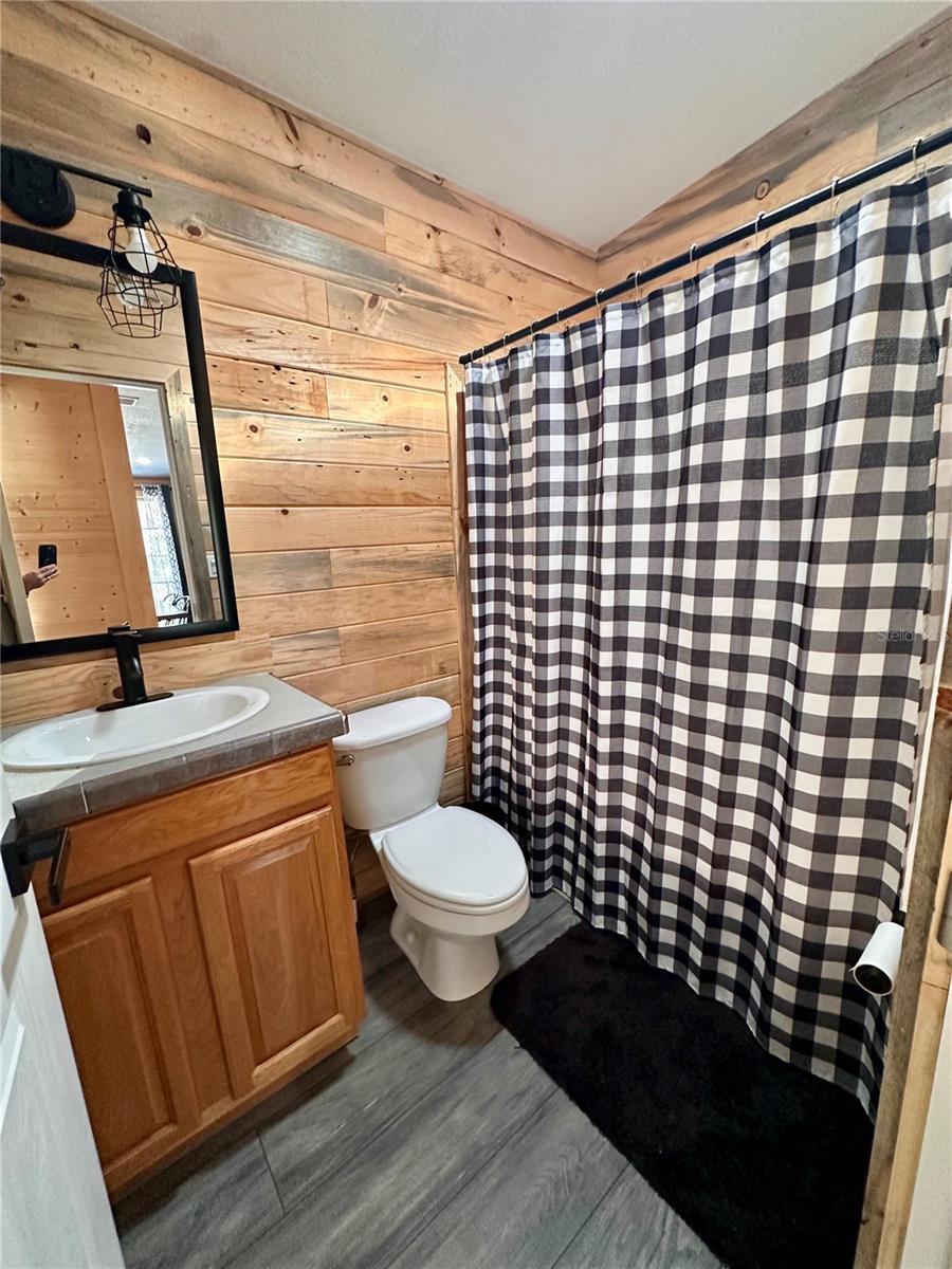 Image 33 of 56 For 4125 Tiger Creek Trl