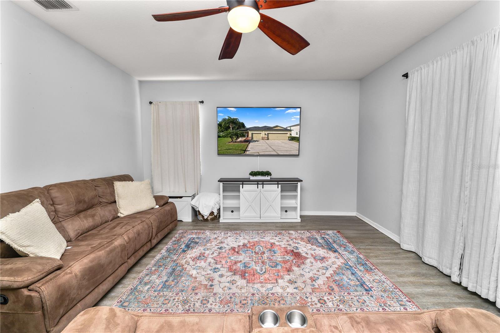 Image 25 of 49 For 7226 Cedarcrest Boulevard