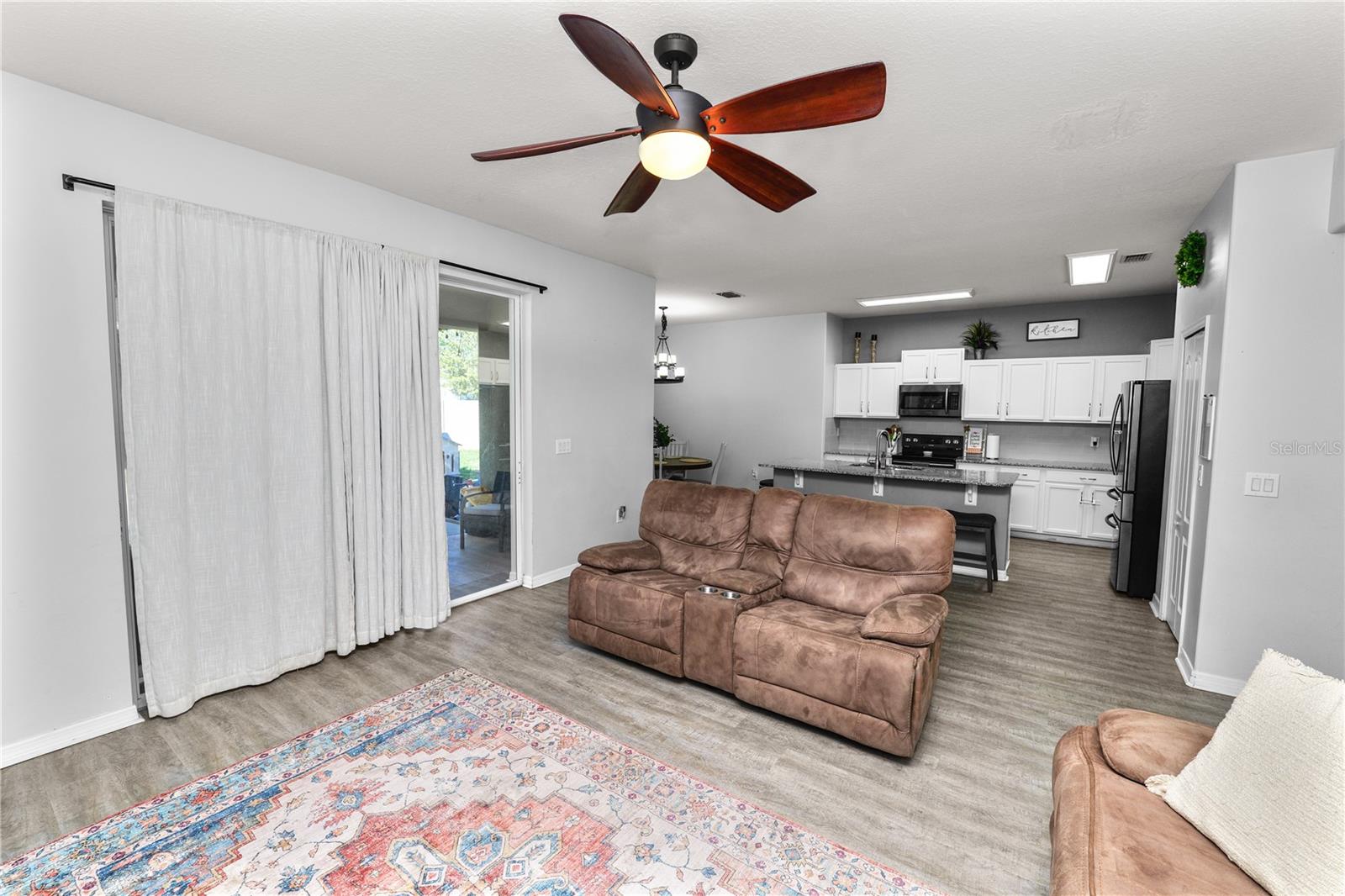 Image 26 of 49 For 7226 Cedarcrest Boulevard