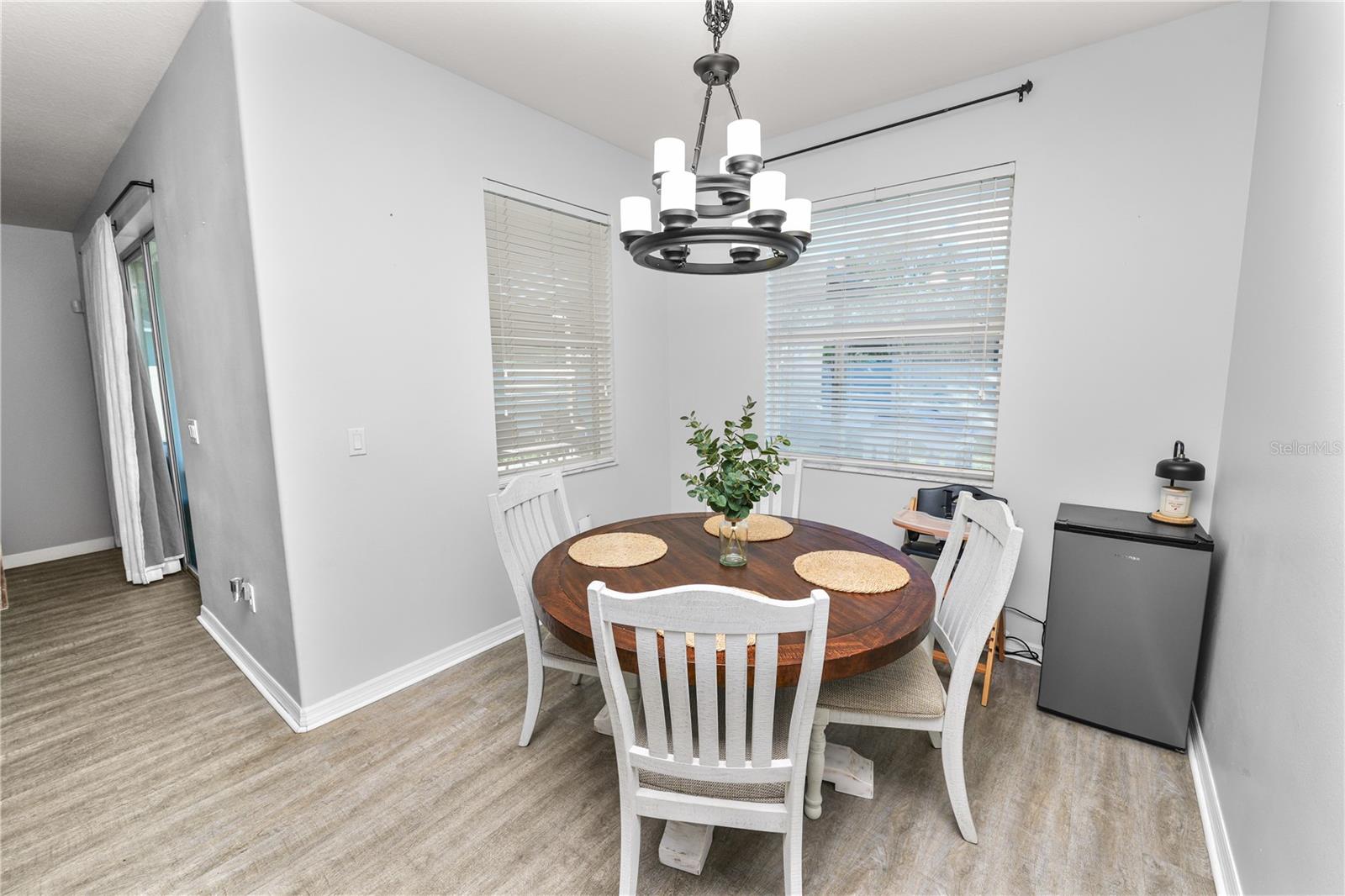 Image 33 of 49 For 7226 Cedarcrest Boulevard