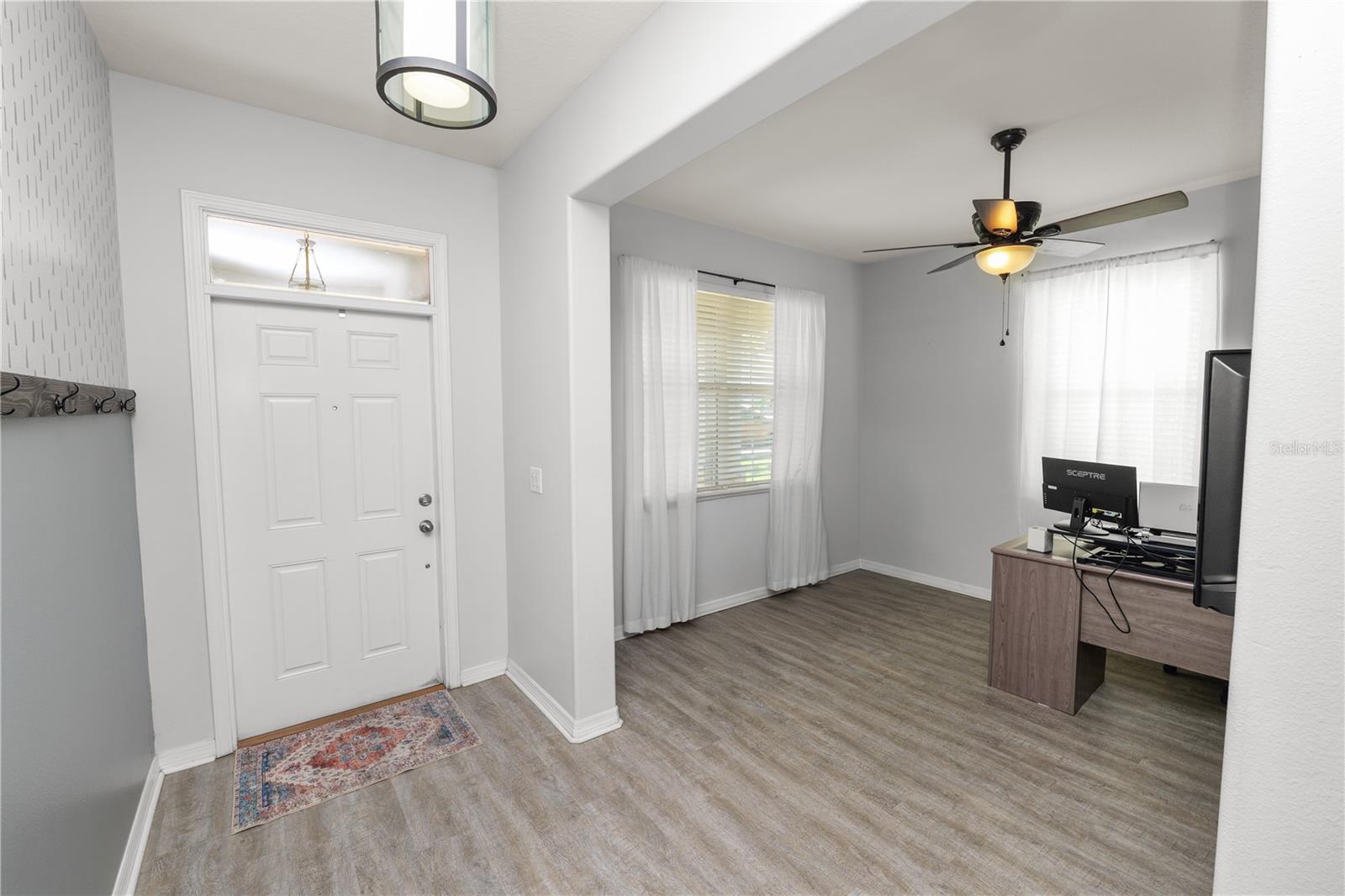 Image 36 of 49 For 7226 Cedarcrest Boulevard