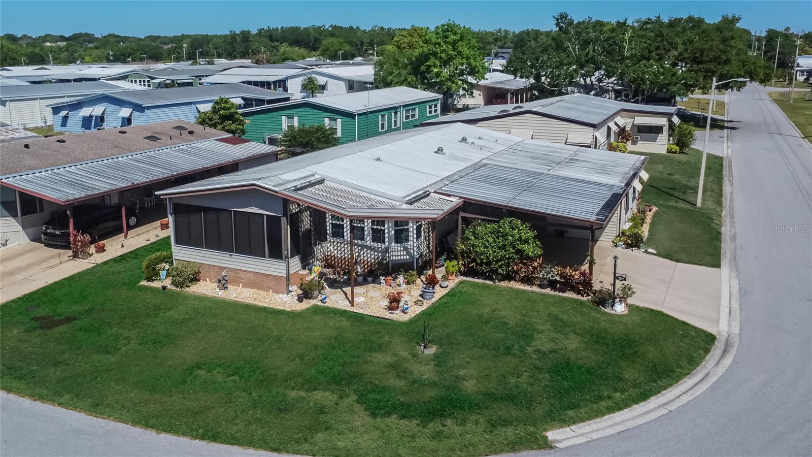 Details for 4910 Loch Ness Drive, LAKELAND, FL 33810