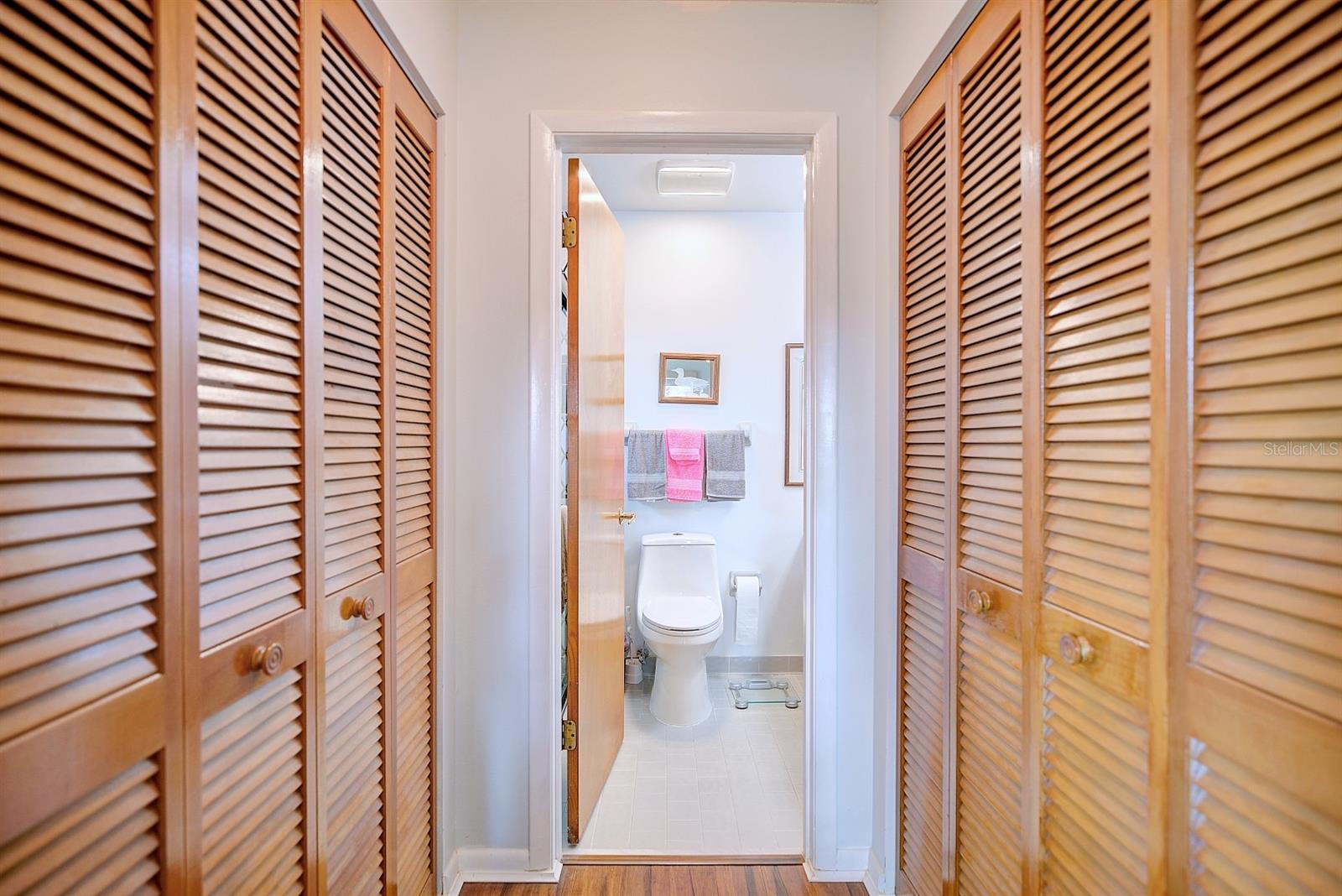 Image 23 of 43 For 3613 Divot Road