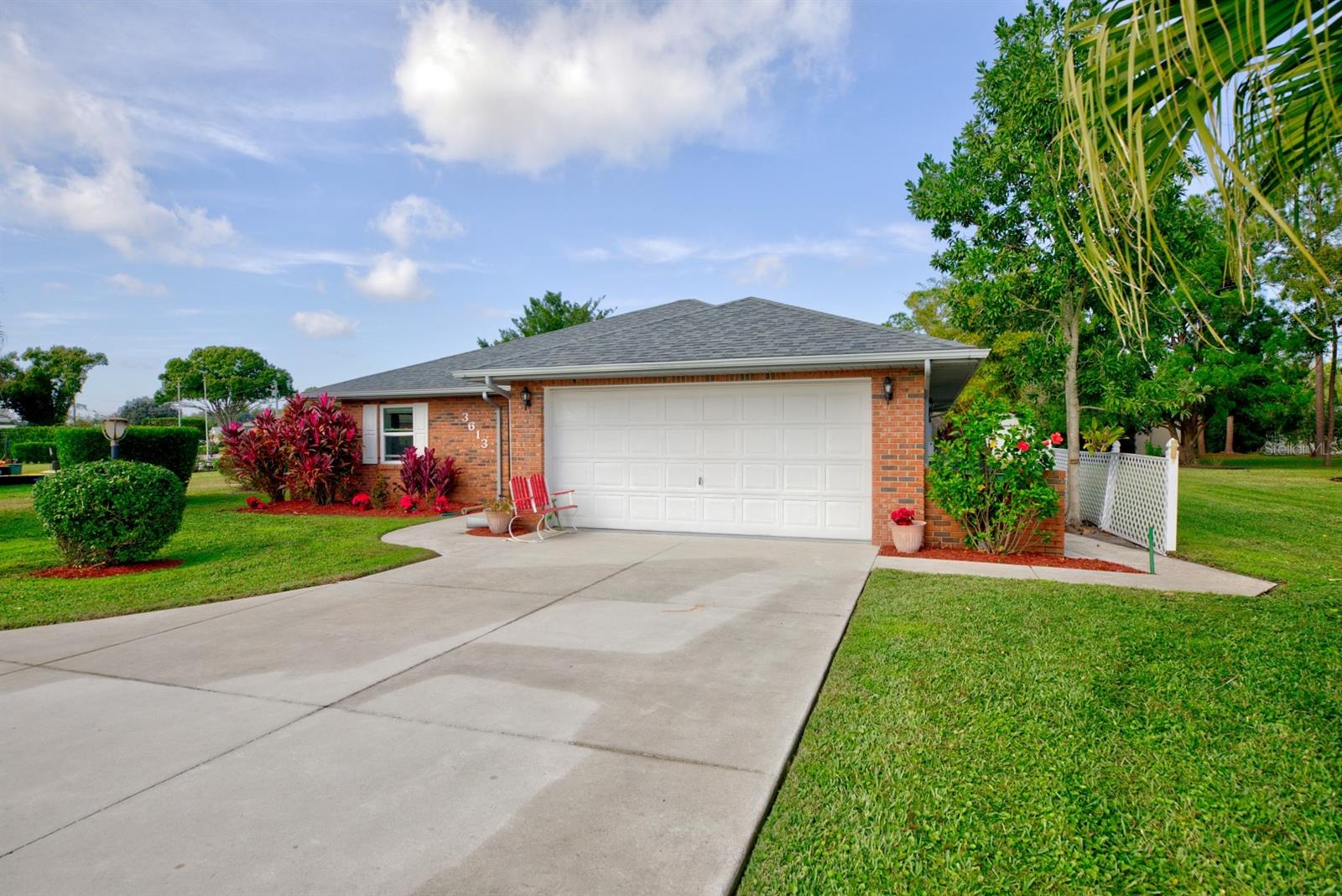 Image 4 of 43 For 3613 Divot Road