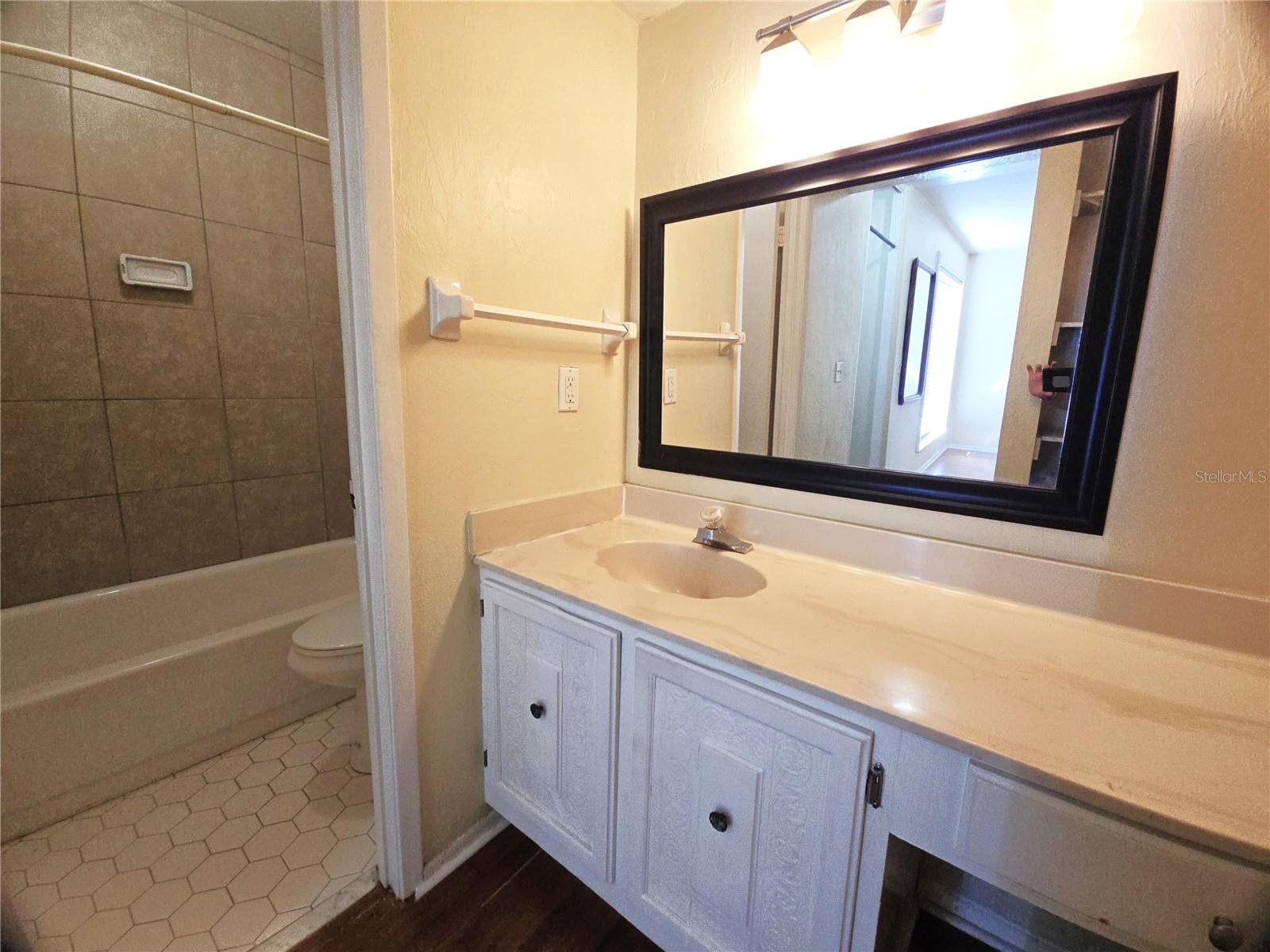 Image 15 of 44 For 1836 Crystal Lake Drive