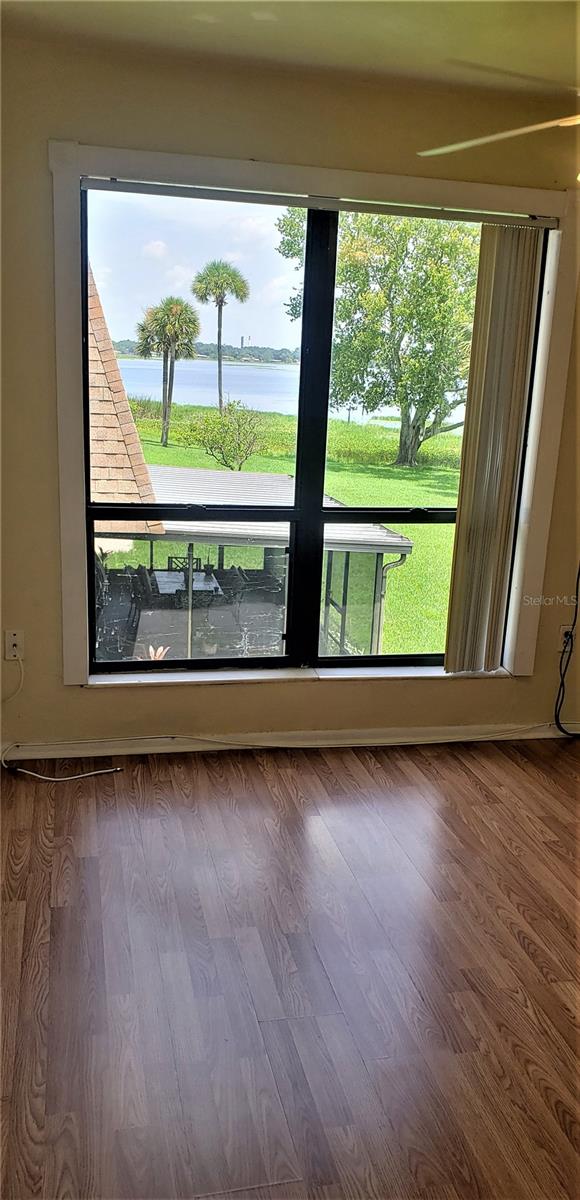 Image 18 of 44 For 1836 Crystal Lake Drive