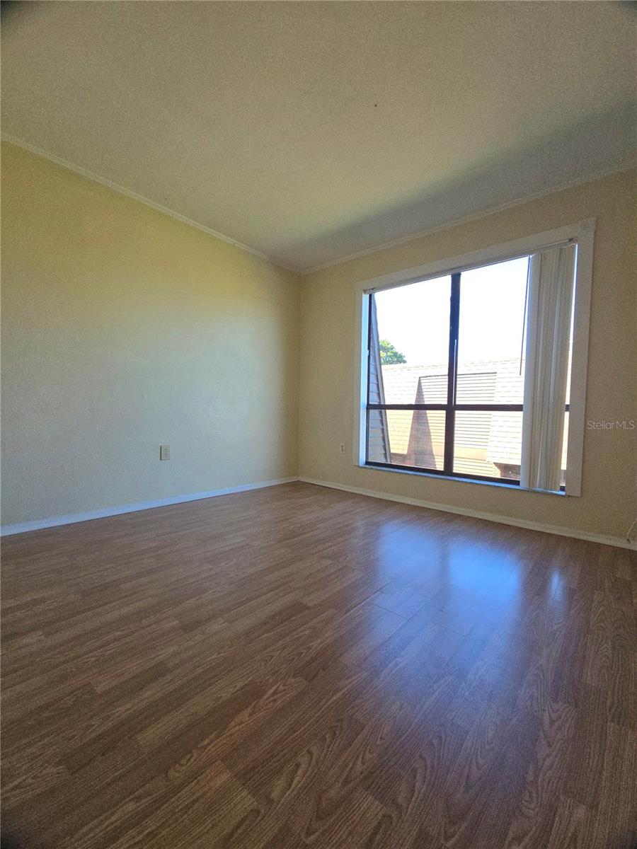 Image 22 of 44 For 1836 Crystal Lake Drive