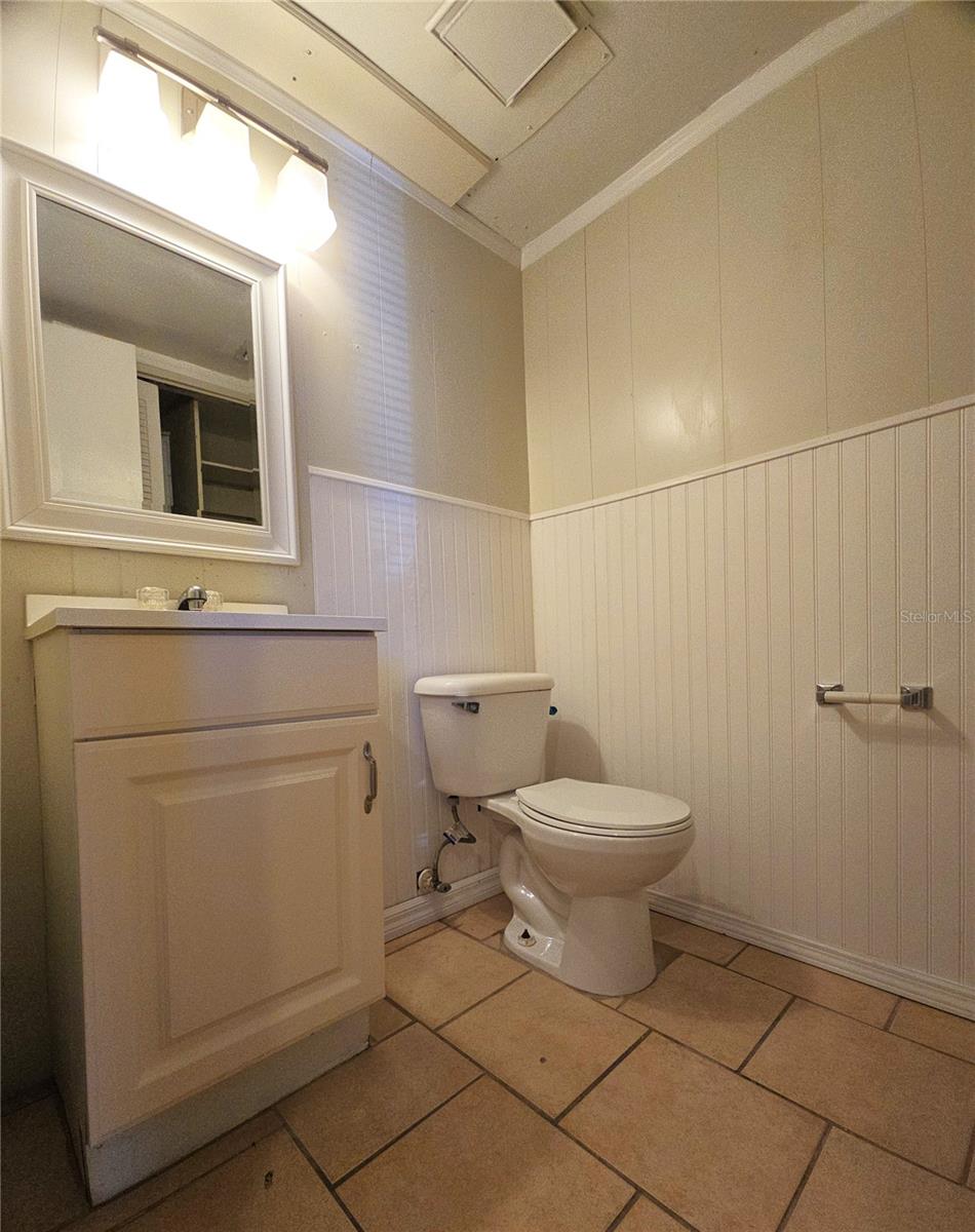 Image 24 of 44 For 1836 Crystal Lake Drive