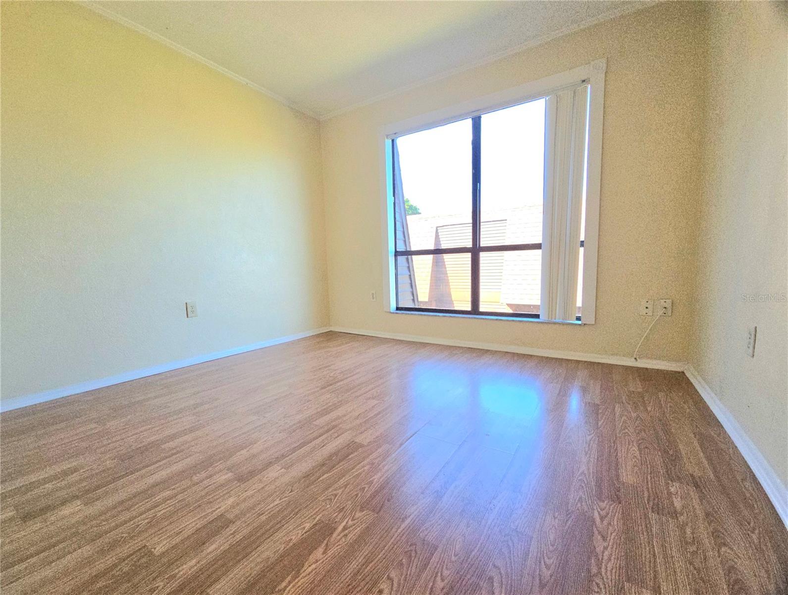 Image 25 of 44 For 1836 Crystal Lake Drive